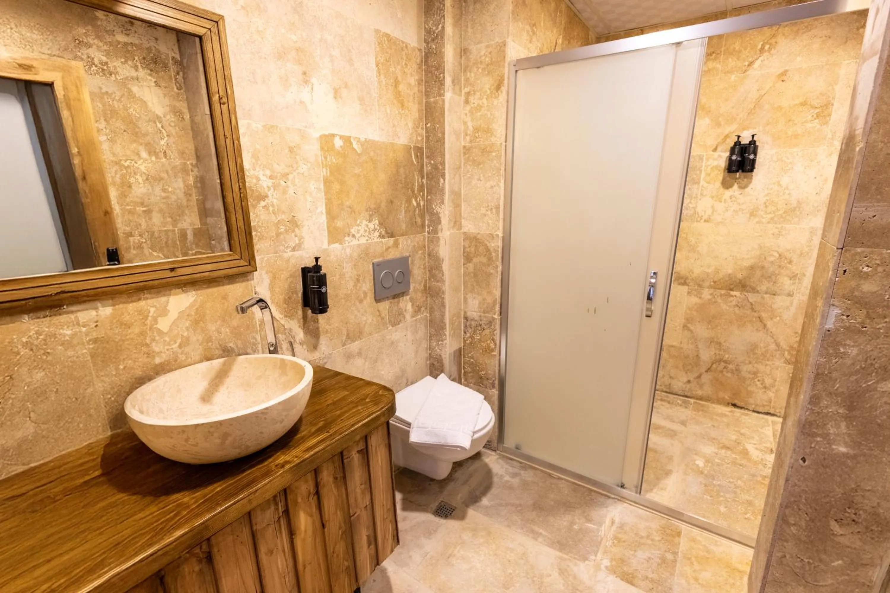 Shower in Rio Cappadocia Hotel