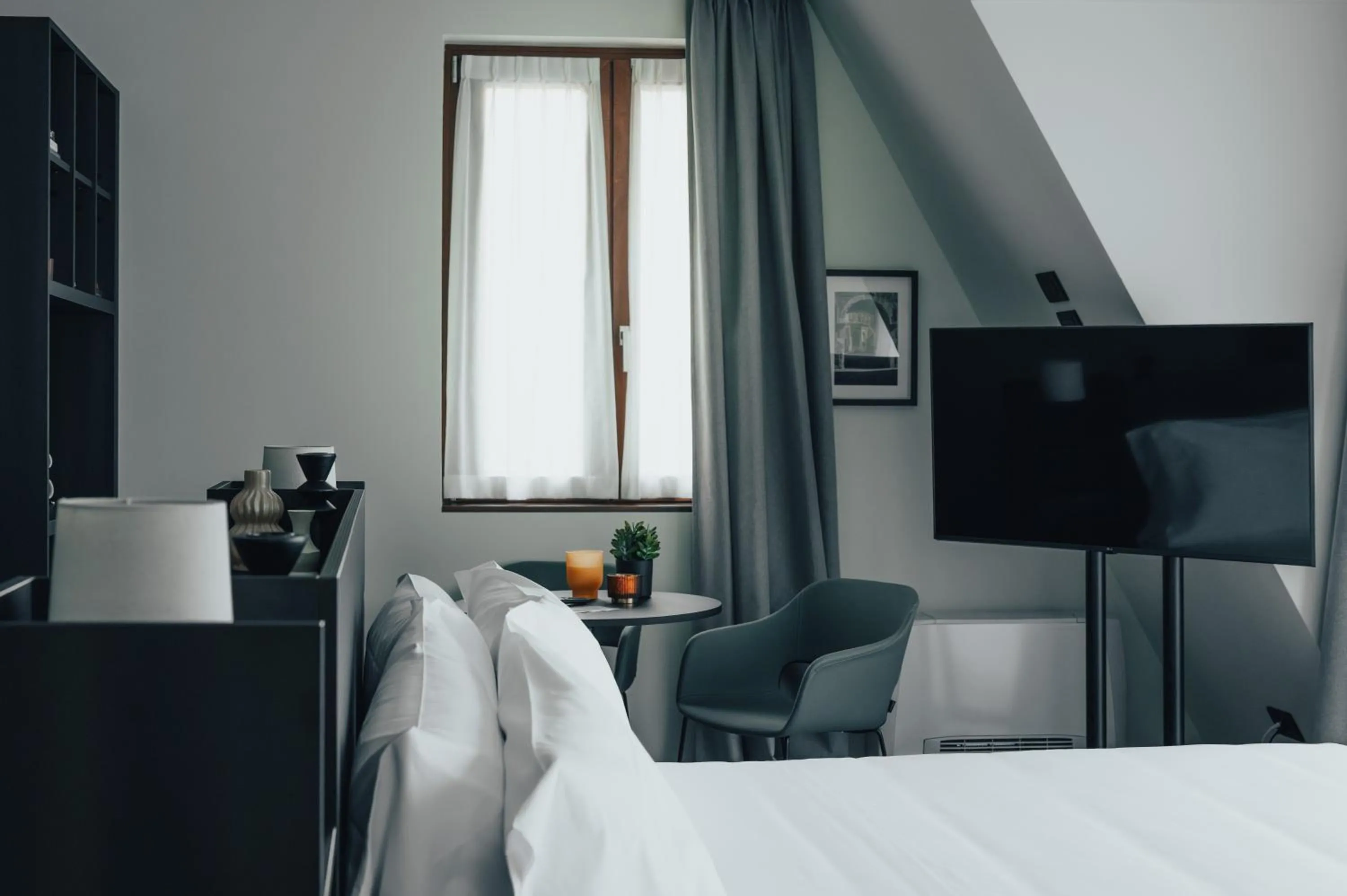 Bed in Hotel Stelvio Tirano