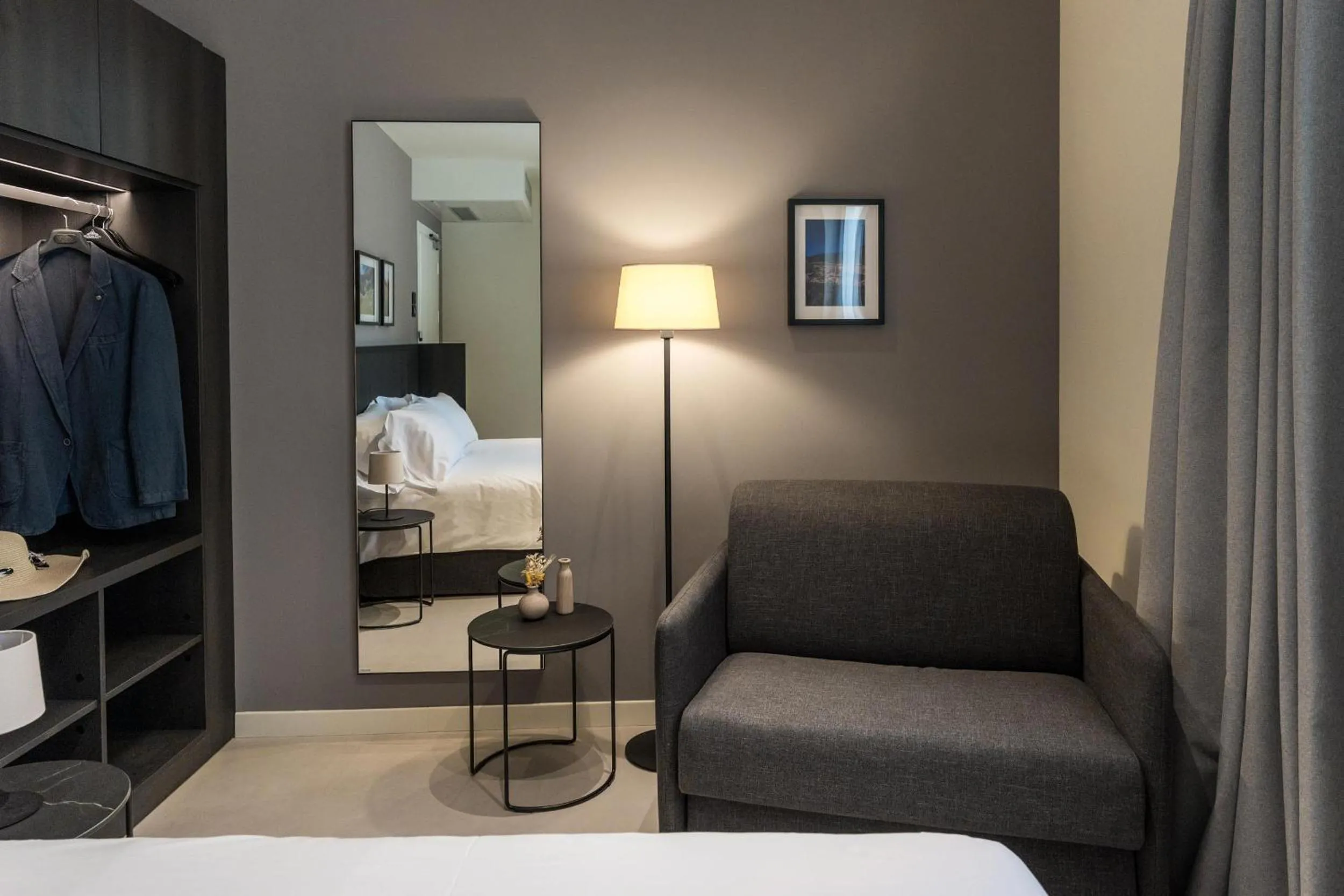 Bed in Hotel Stelvio Tirano