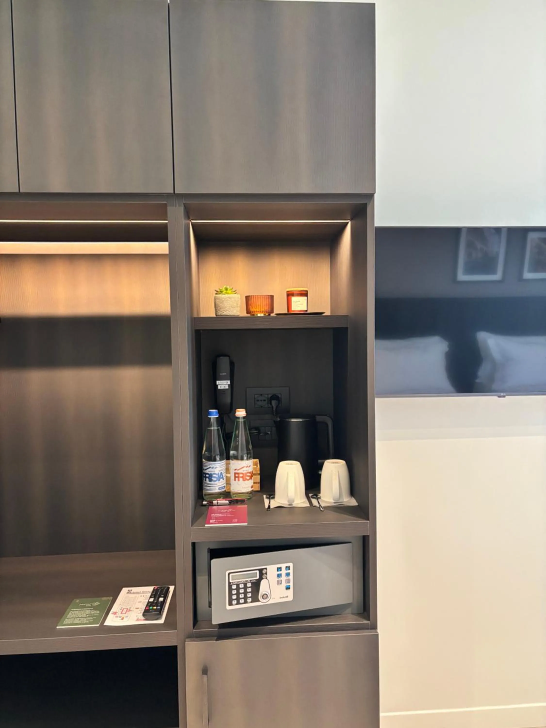 Coffee/tea facilities in Hotel Stelvio Tirano