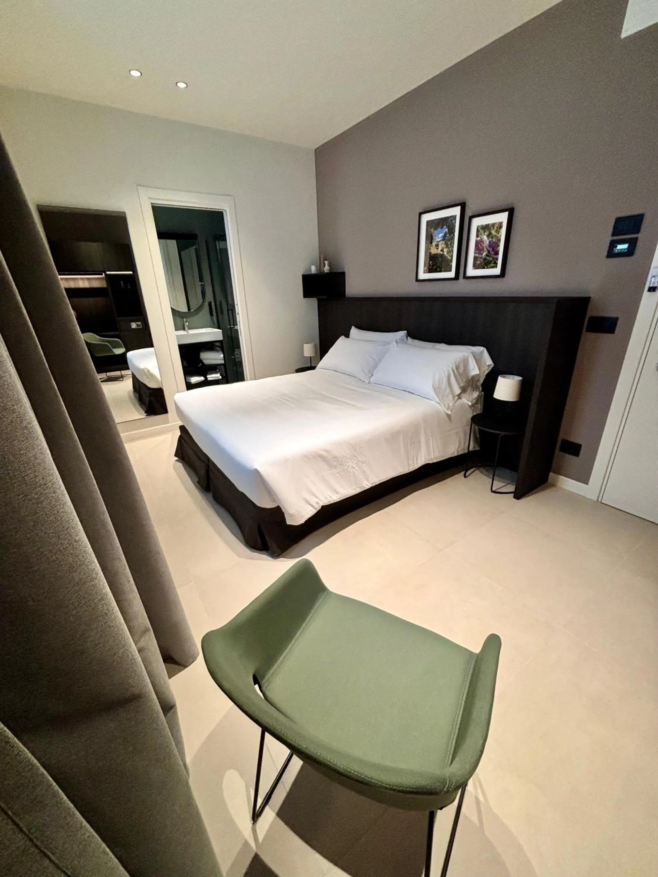 Bedroom, Bed in Hotel Stelvio Tirano