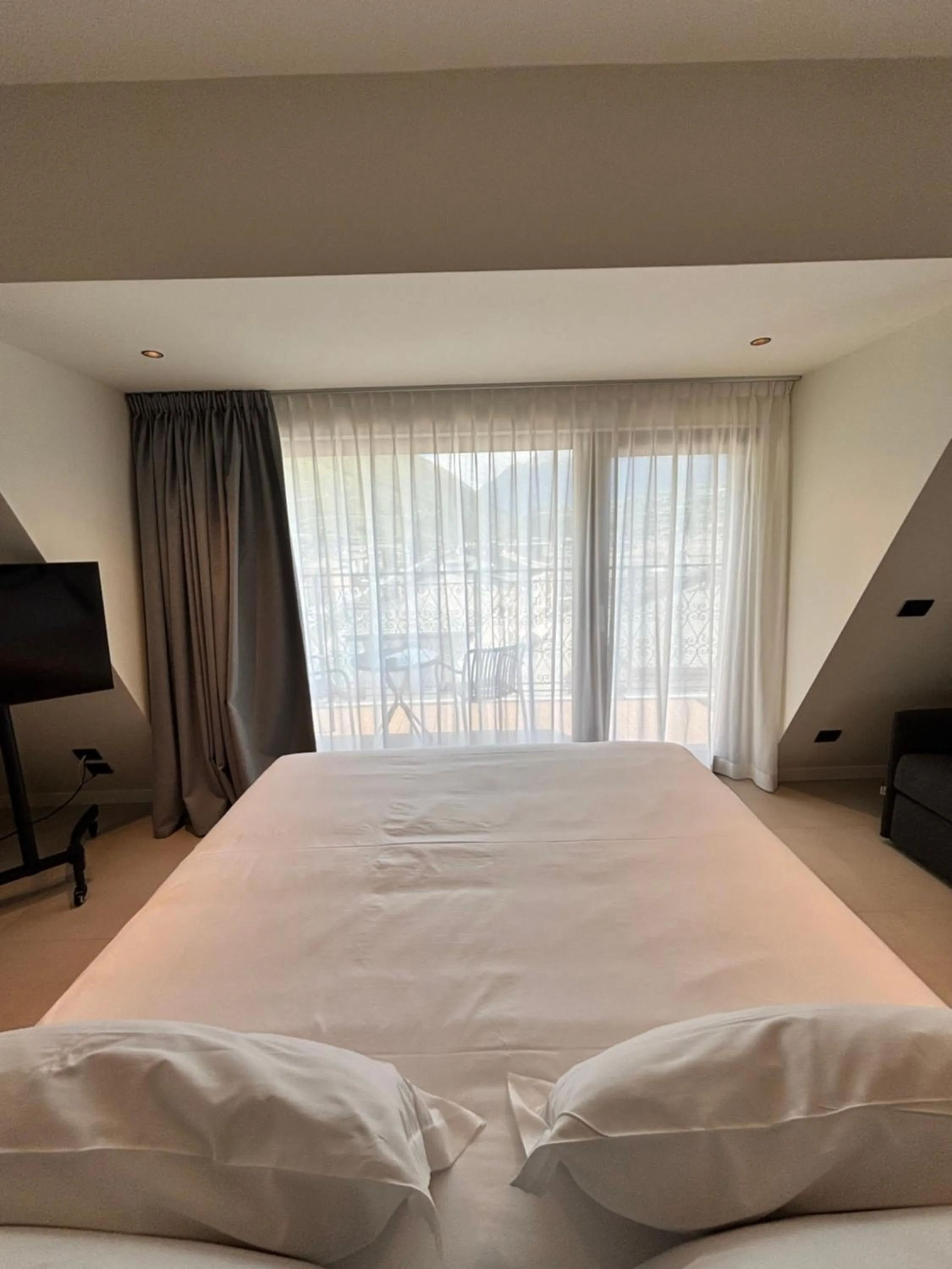 Bed in Hotel Stelvio Tirano