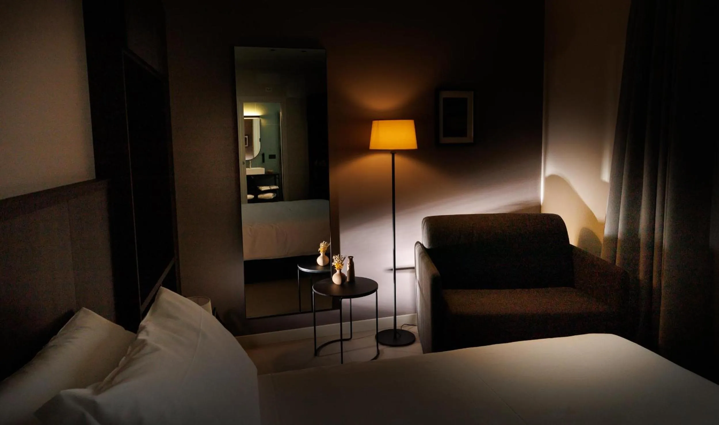 Bed in Hotel Stelvio Tirano