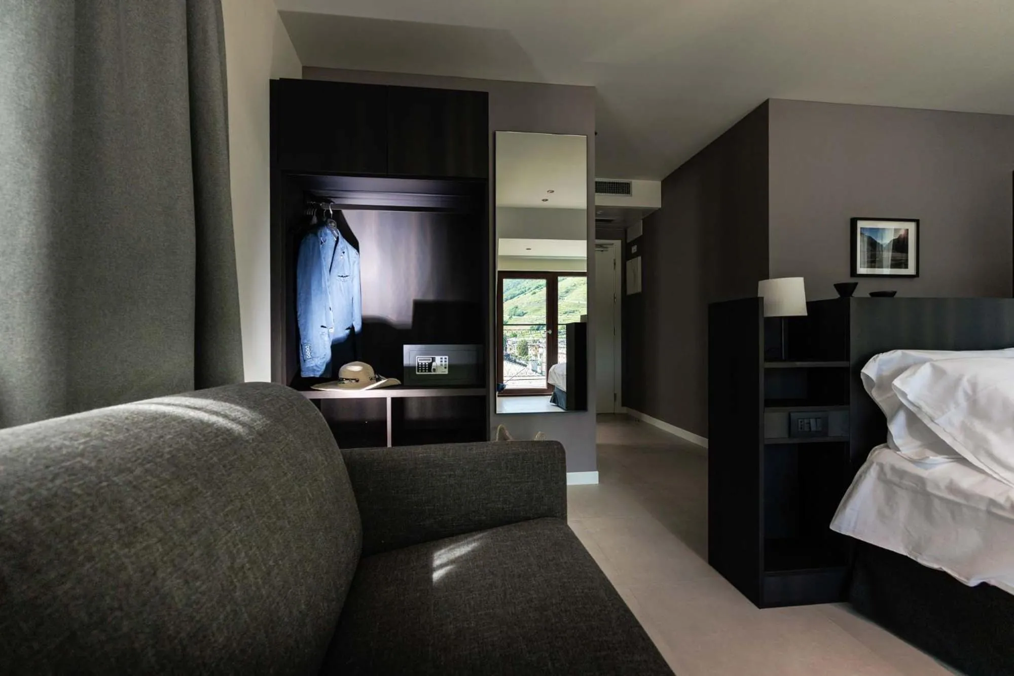 Bed in Hotel Stelvio Tirano