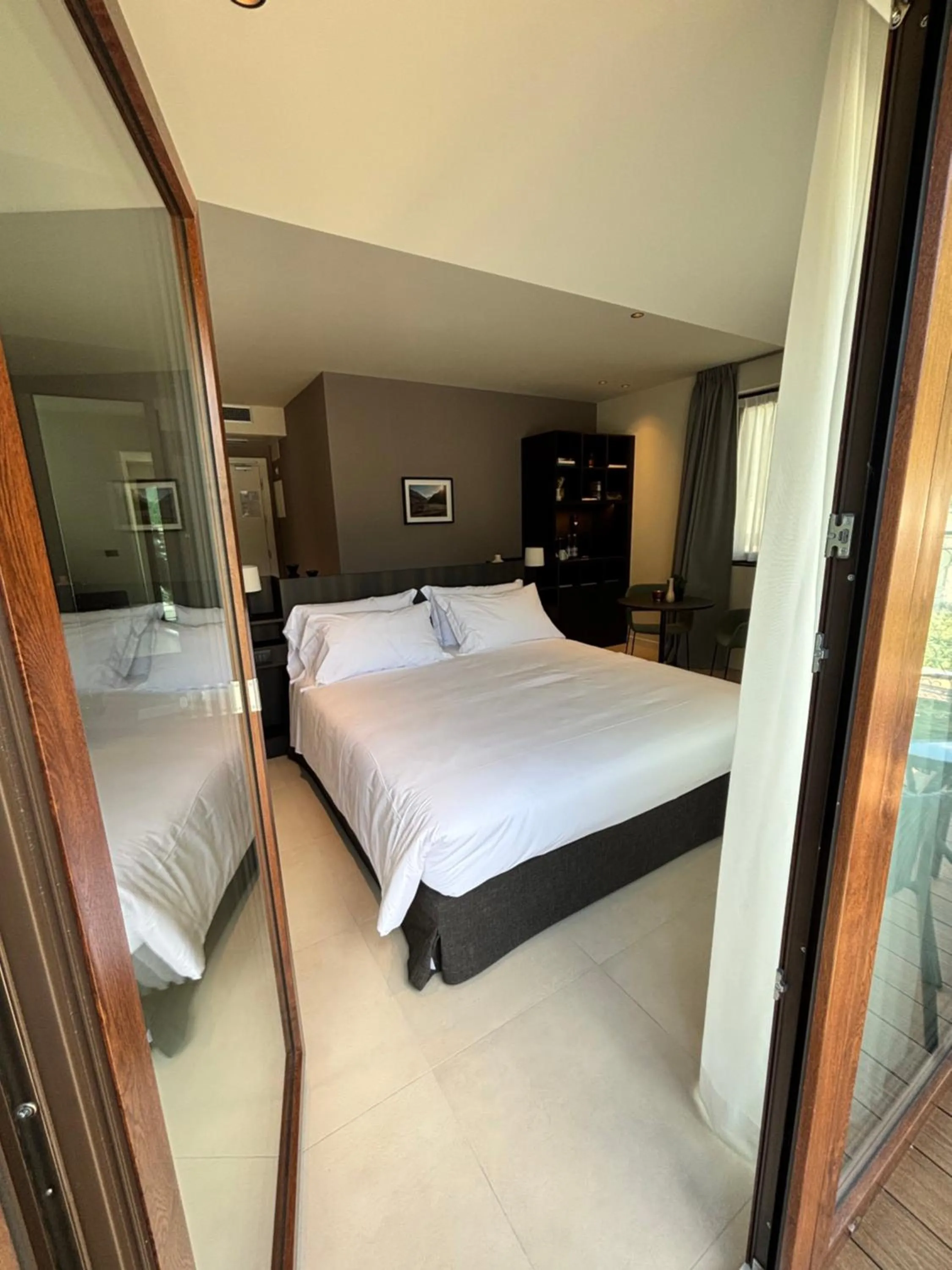 Photo of the whole room, Bed in Hotel Stelvio Tirano