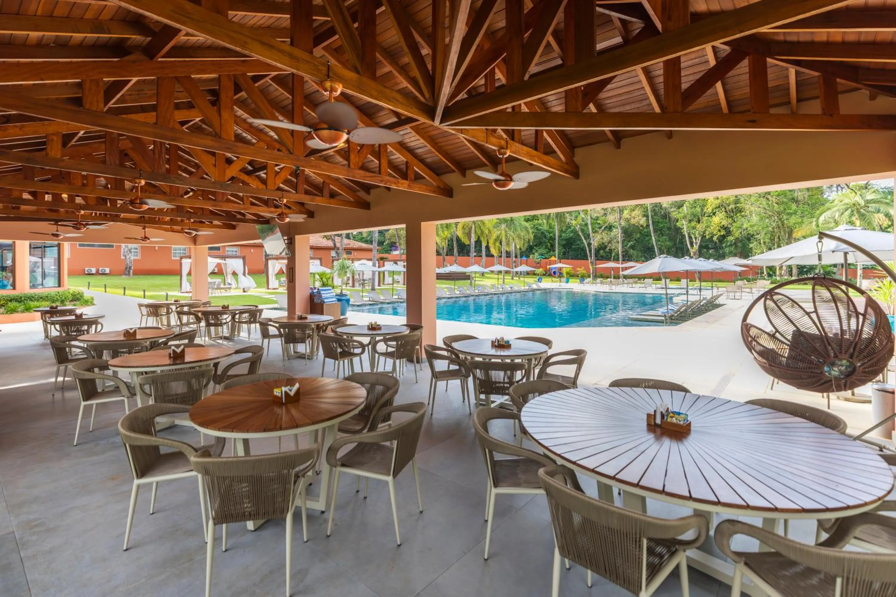 Swimming pool in Sanma Hotel