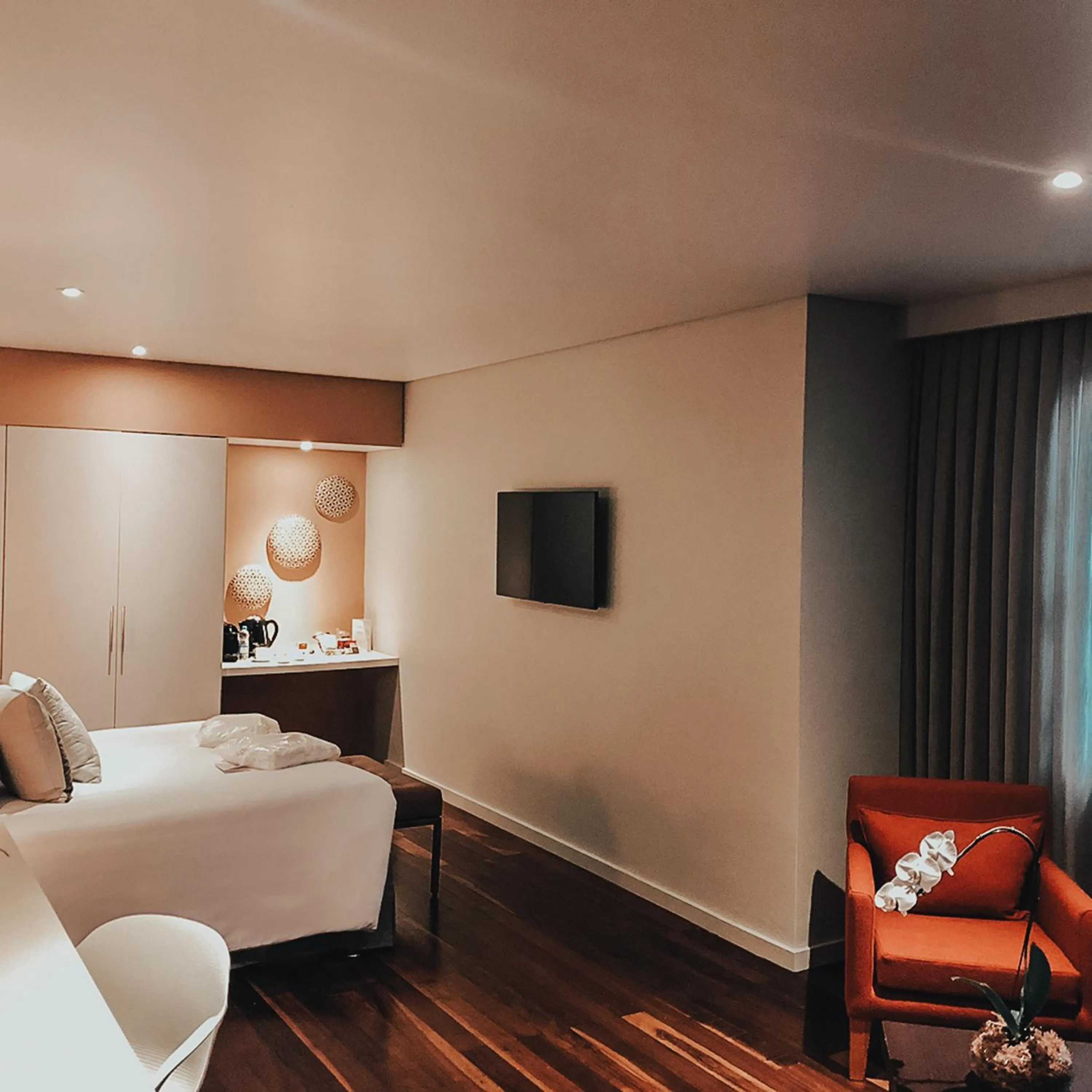 TV and multimedia, Bed in Sanma Hotel