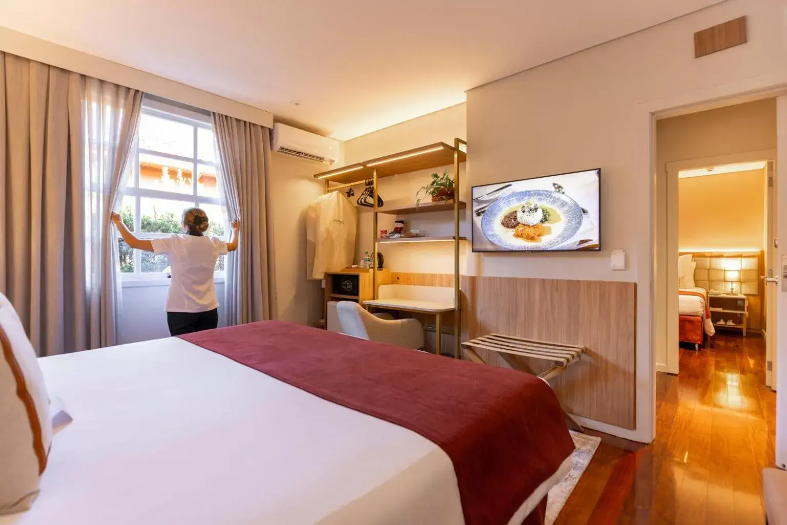 Family Room with Shared Bathroom in Sanma Hotel Family Room with Shared Bathroom in Sanma Hotel