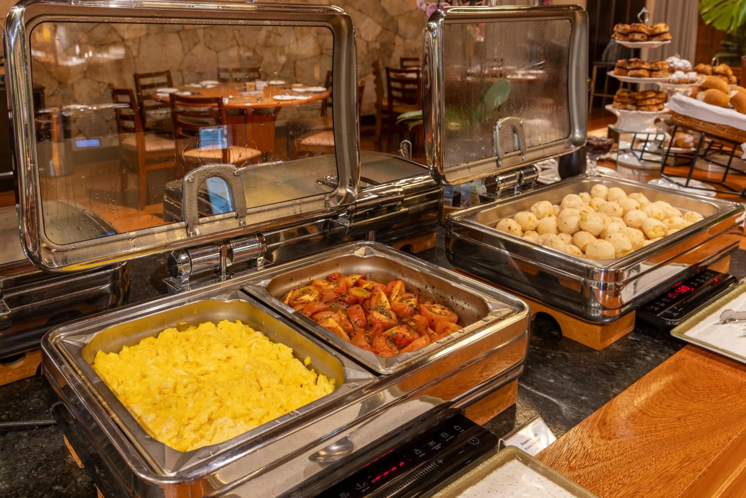 Breakfast in Sanma Hotel