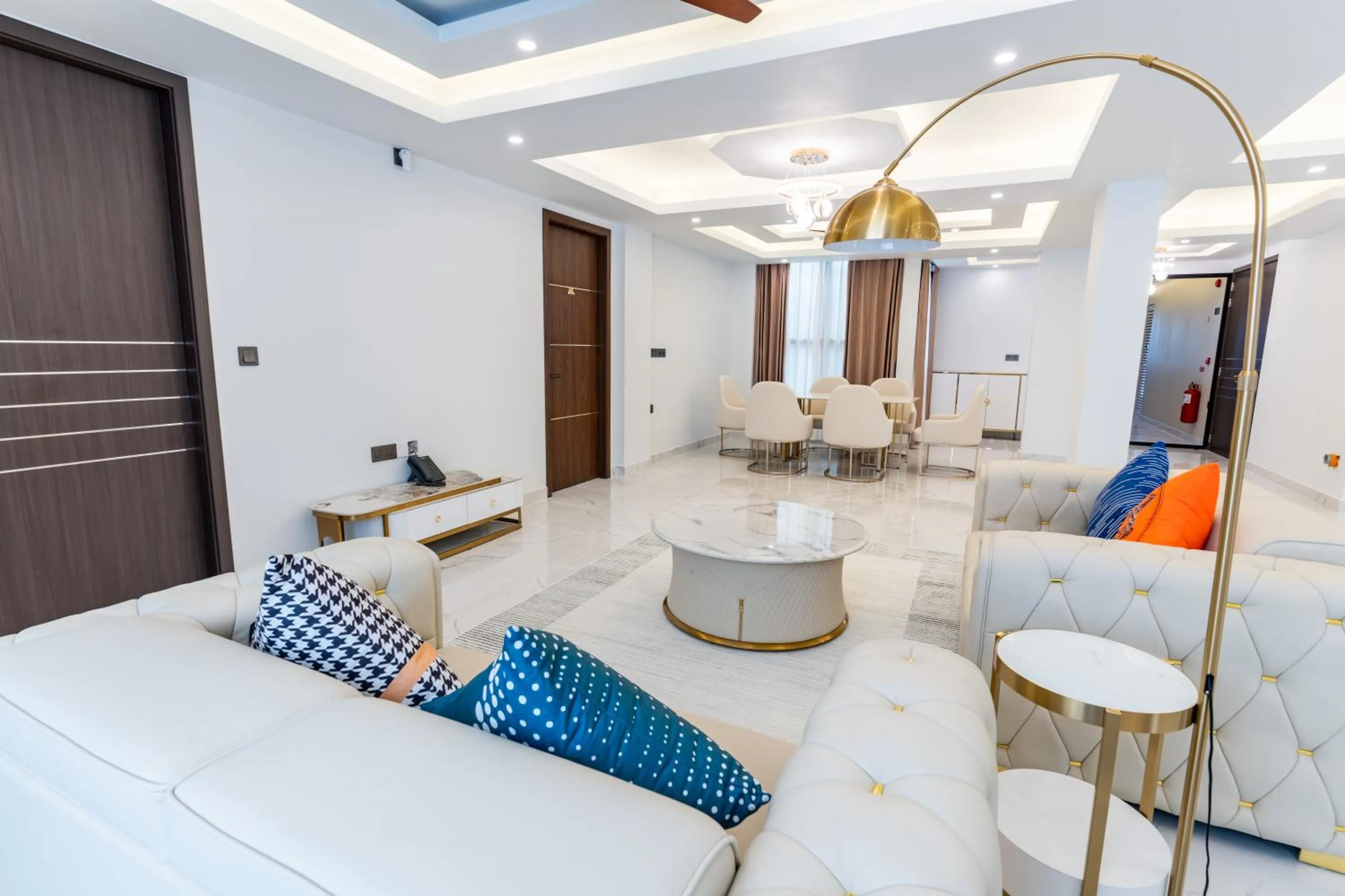 Living room, Bed in Ocean Pearl Family Suite