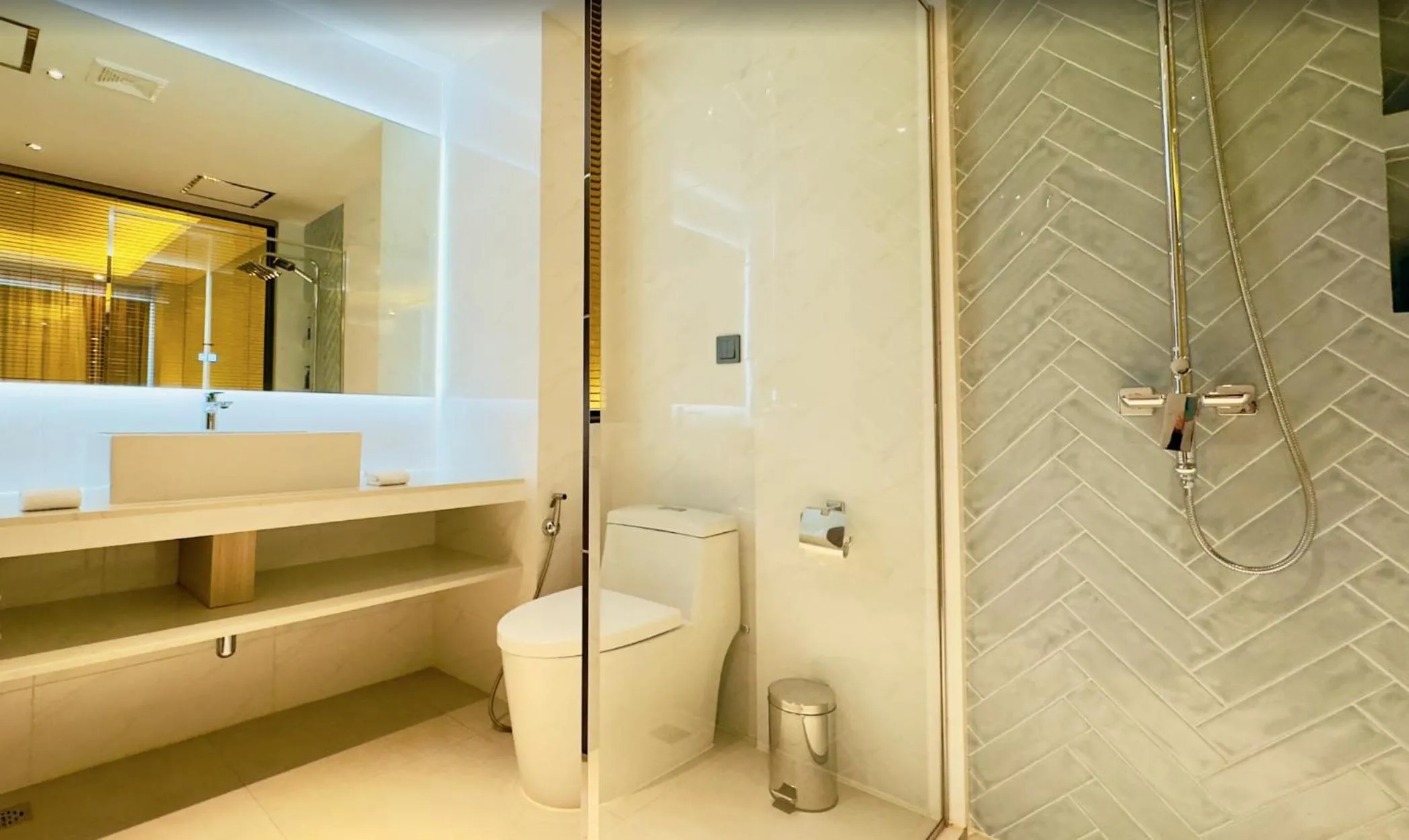 Bathroom in Ocean Pearl Family Suite