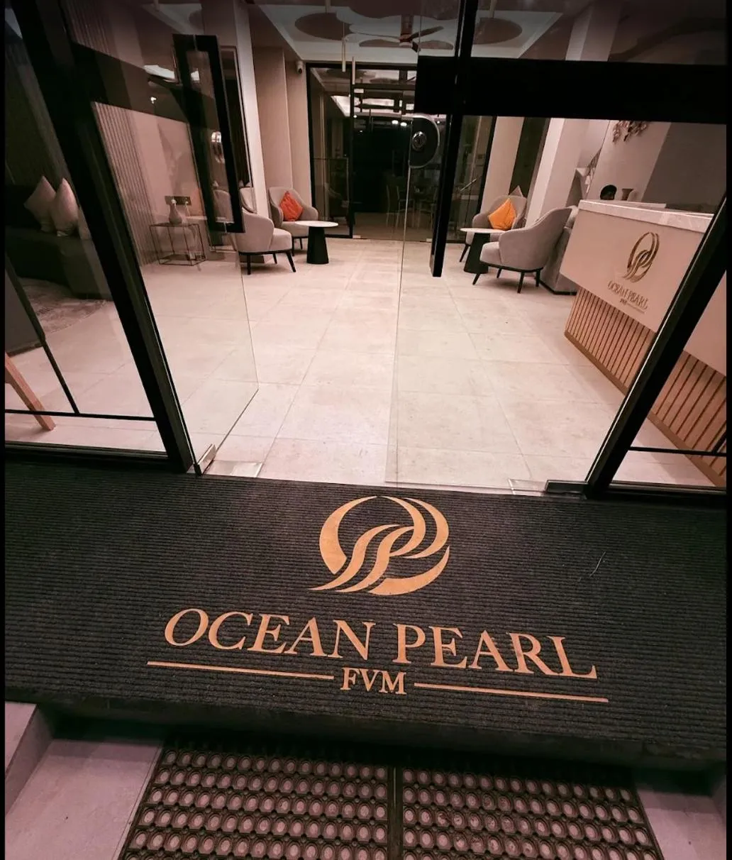 Facade/entrance in Ocean Pearl Family Suite