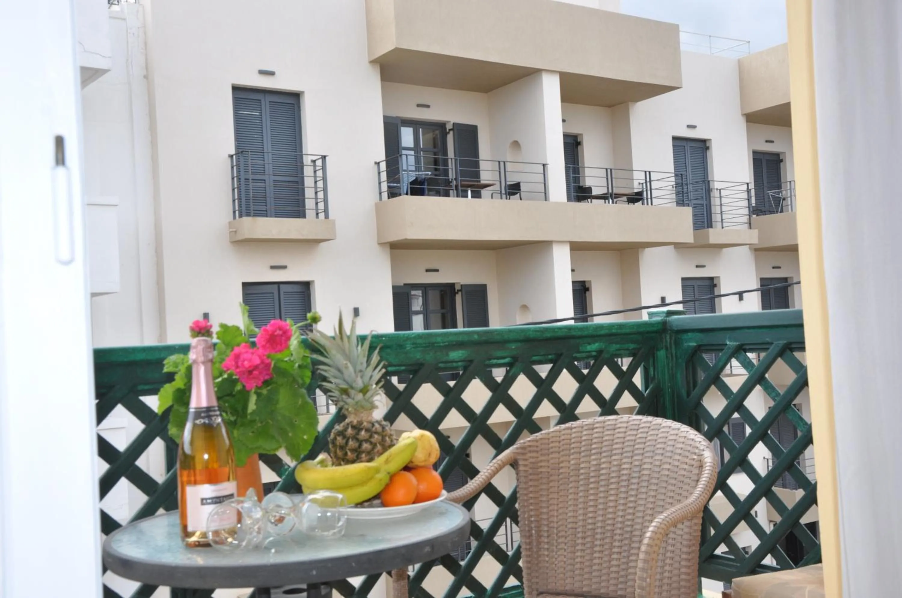 Balcony/Terrace in Helen Suites