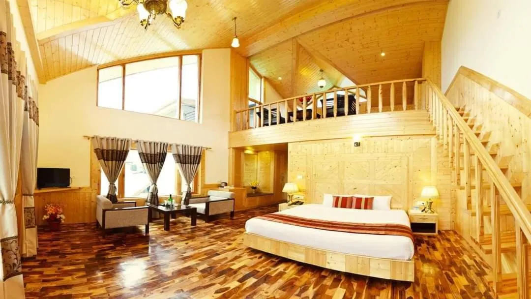 Bed in Azure Chandertal Regency Hotel And Spa