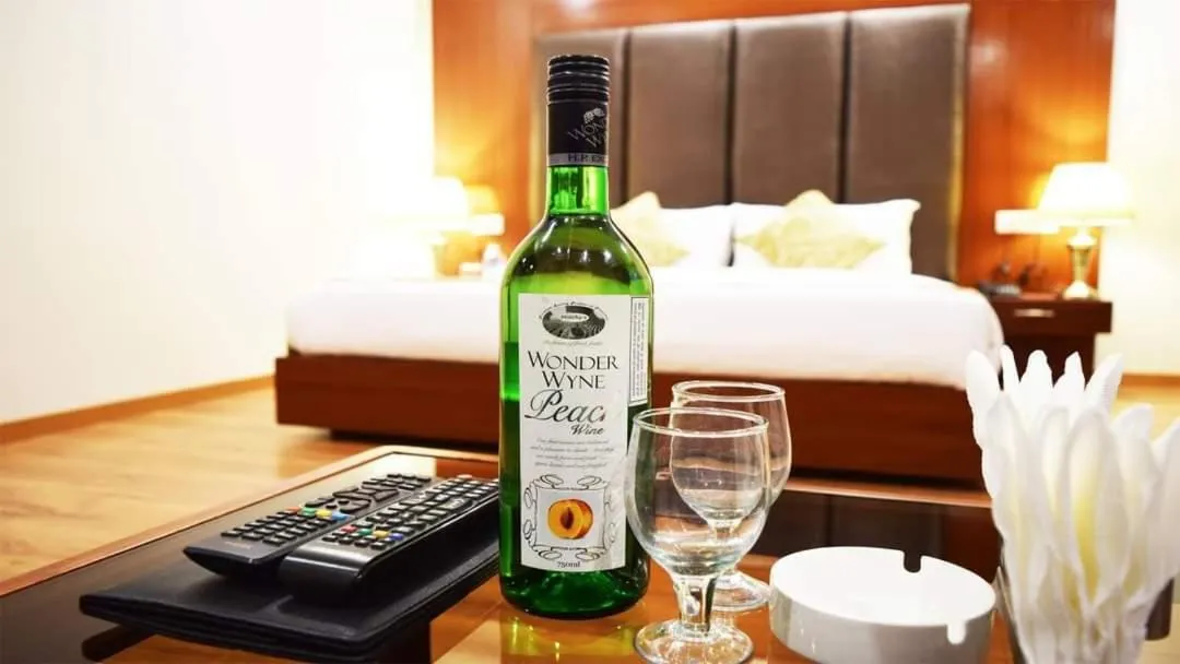 Bed in Azure Chandertal Regency Hotel And Spa