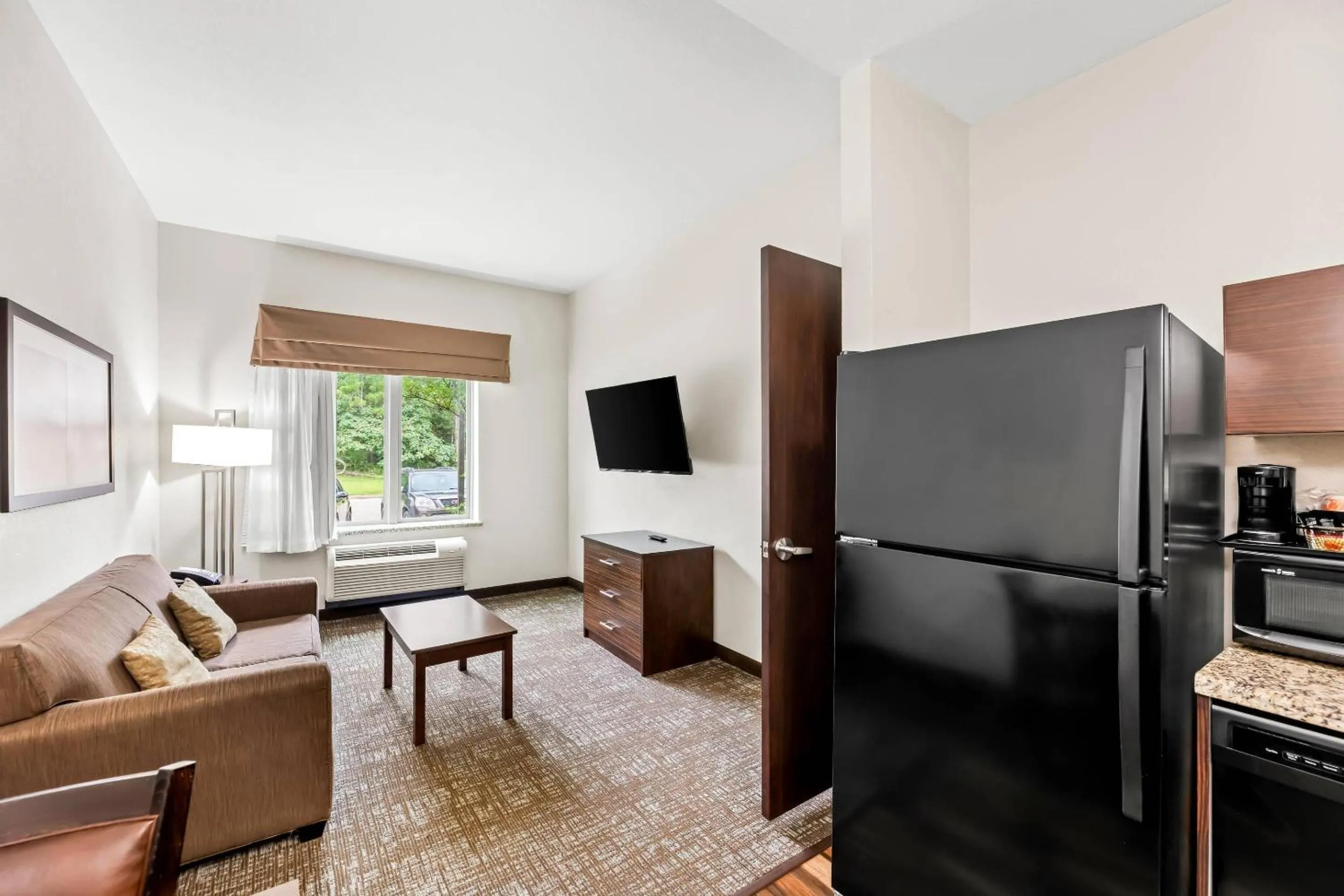 Bedroom in MainStay Suites Lufkin