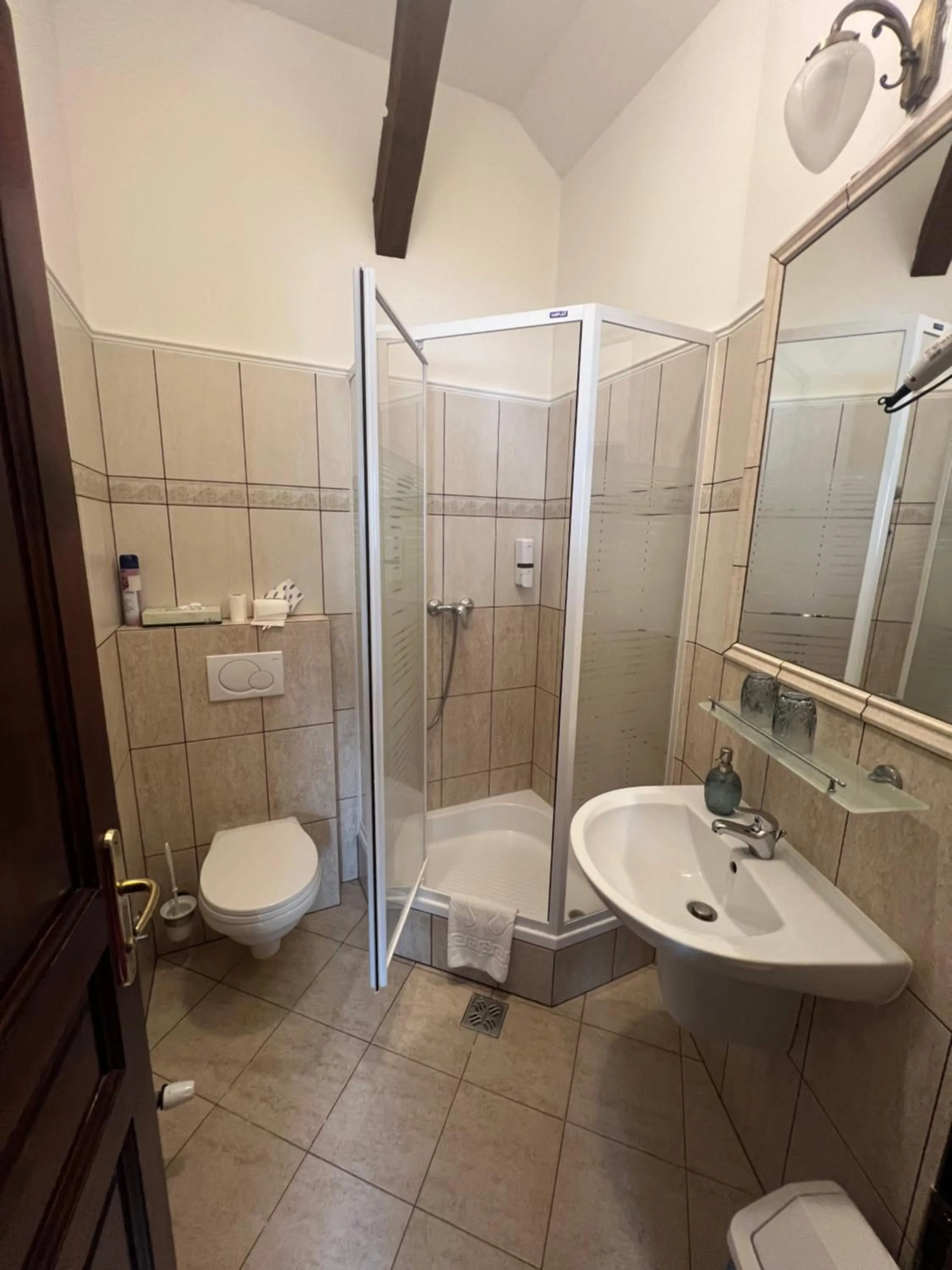 Small Double Room - single occupancy in Mádi Kúria Hotel és Rendezvényközpont