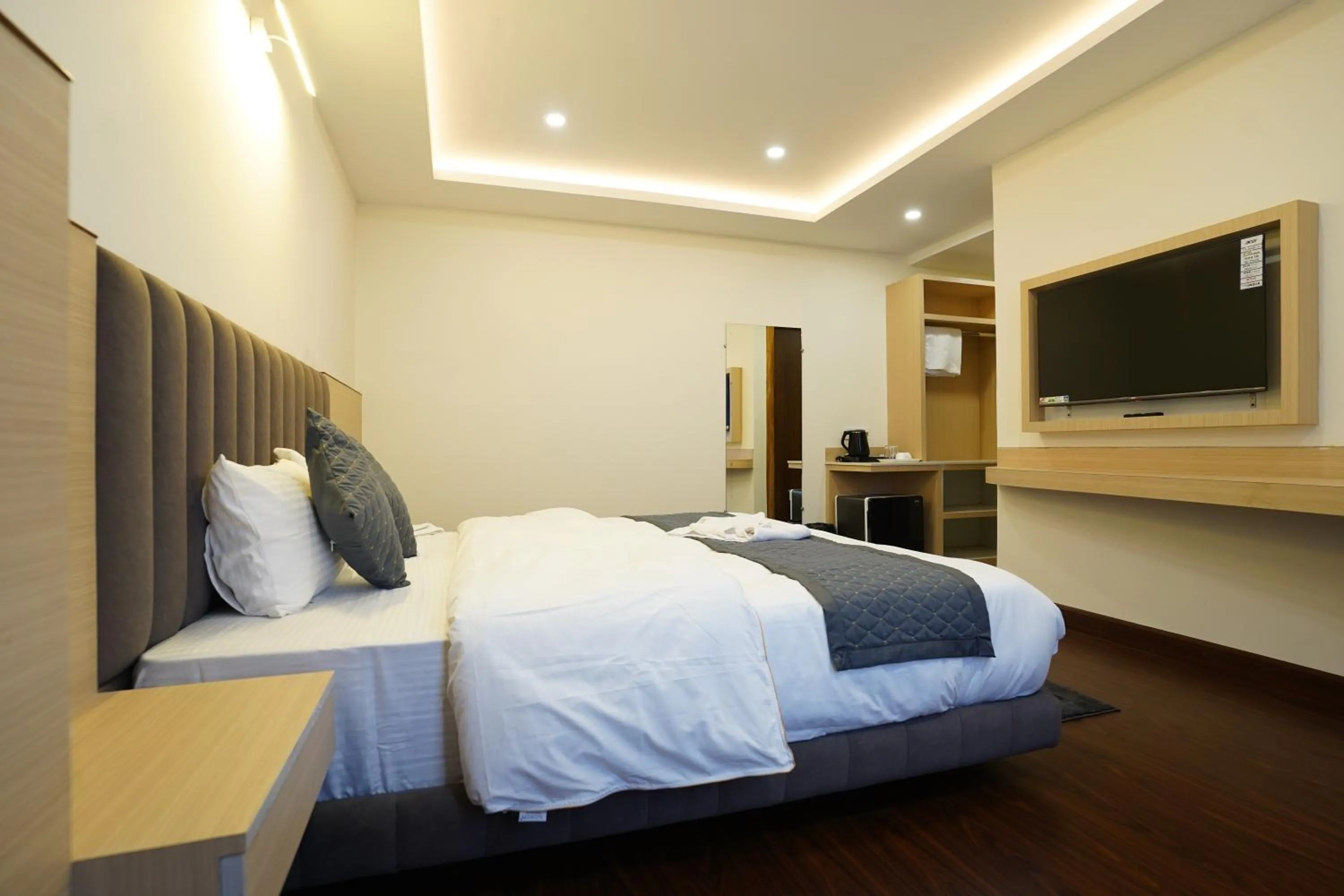 Bed in Hotel Apple Inn Managed by Arpan Travels