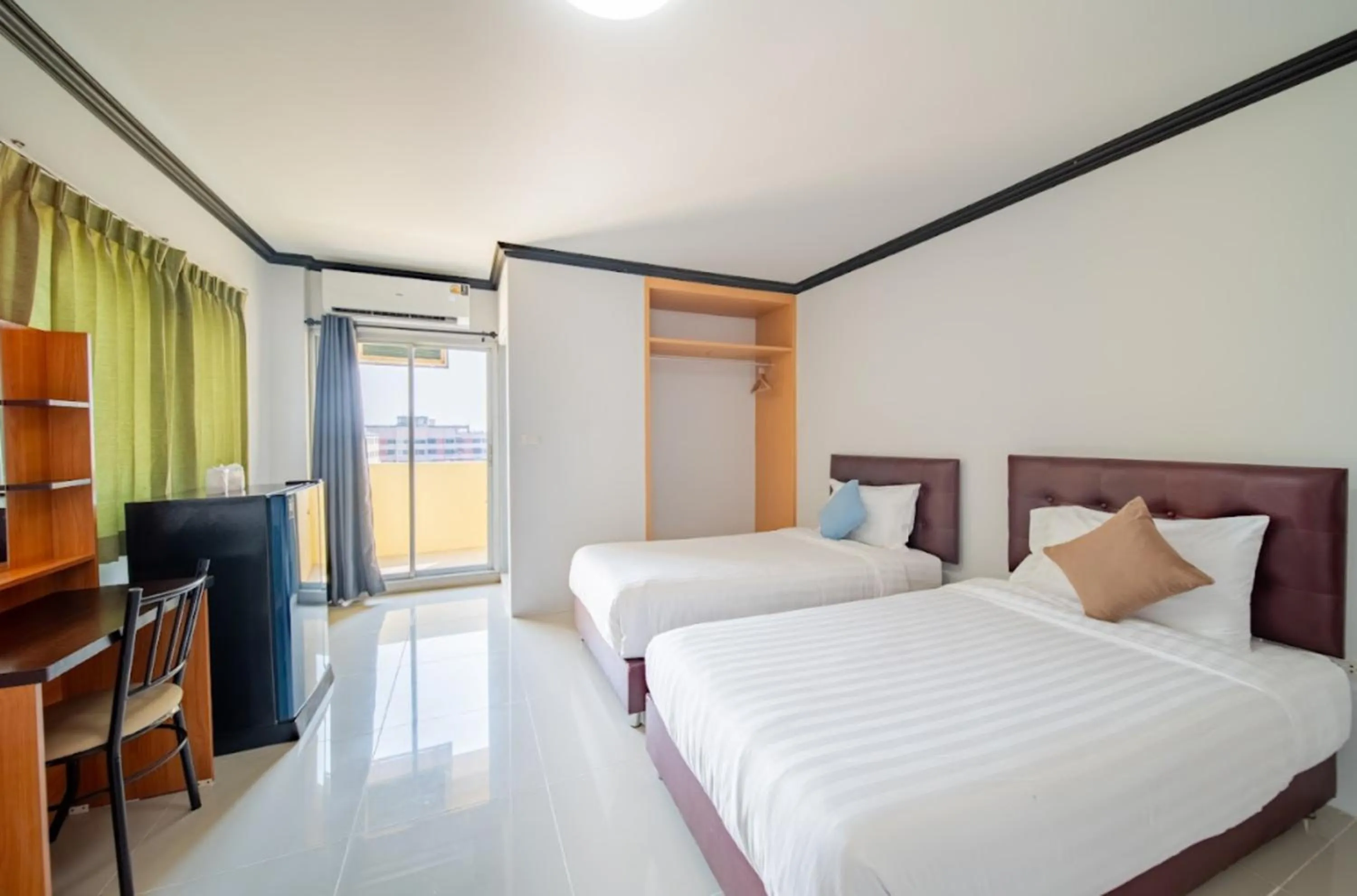 Bed in One Residence Navanakorn