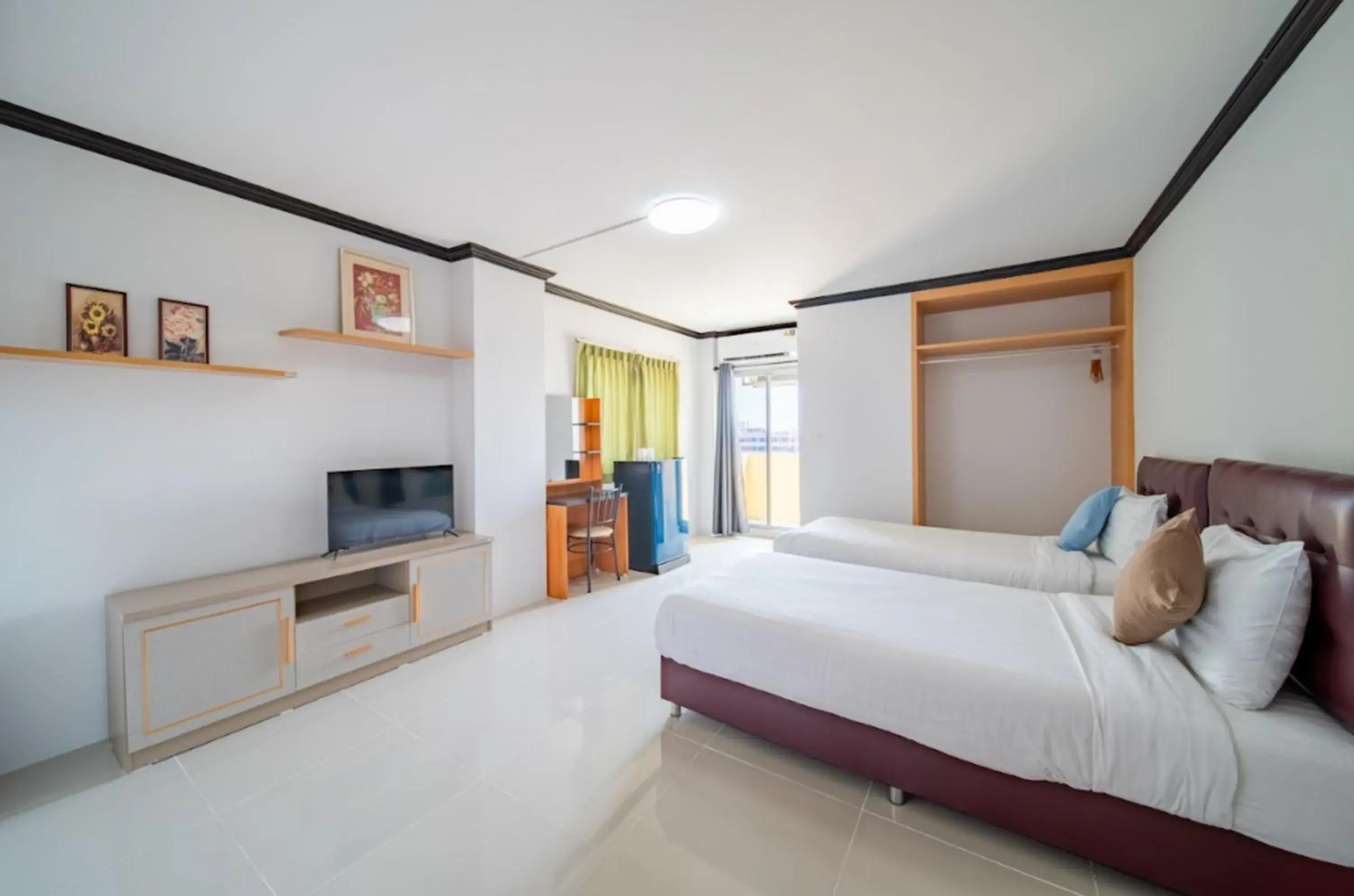 Standard Twin Room in One Residence Navanakorn Standard Twin Room in One Residence Navanakorn