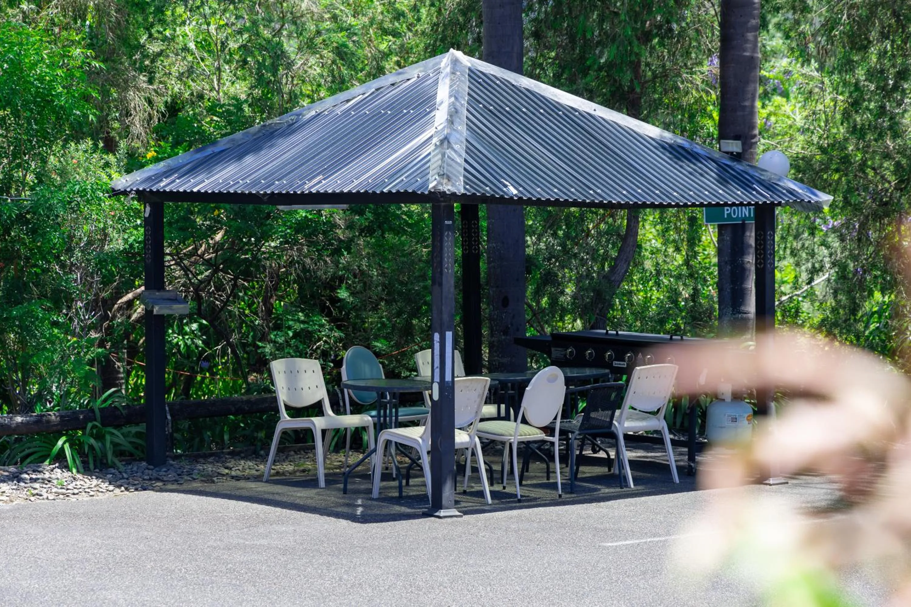 BBQ facilities in Gosford Inn Motel