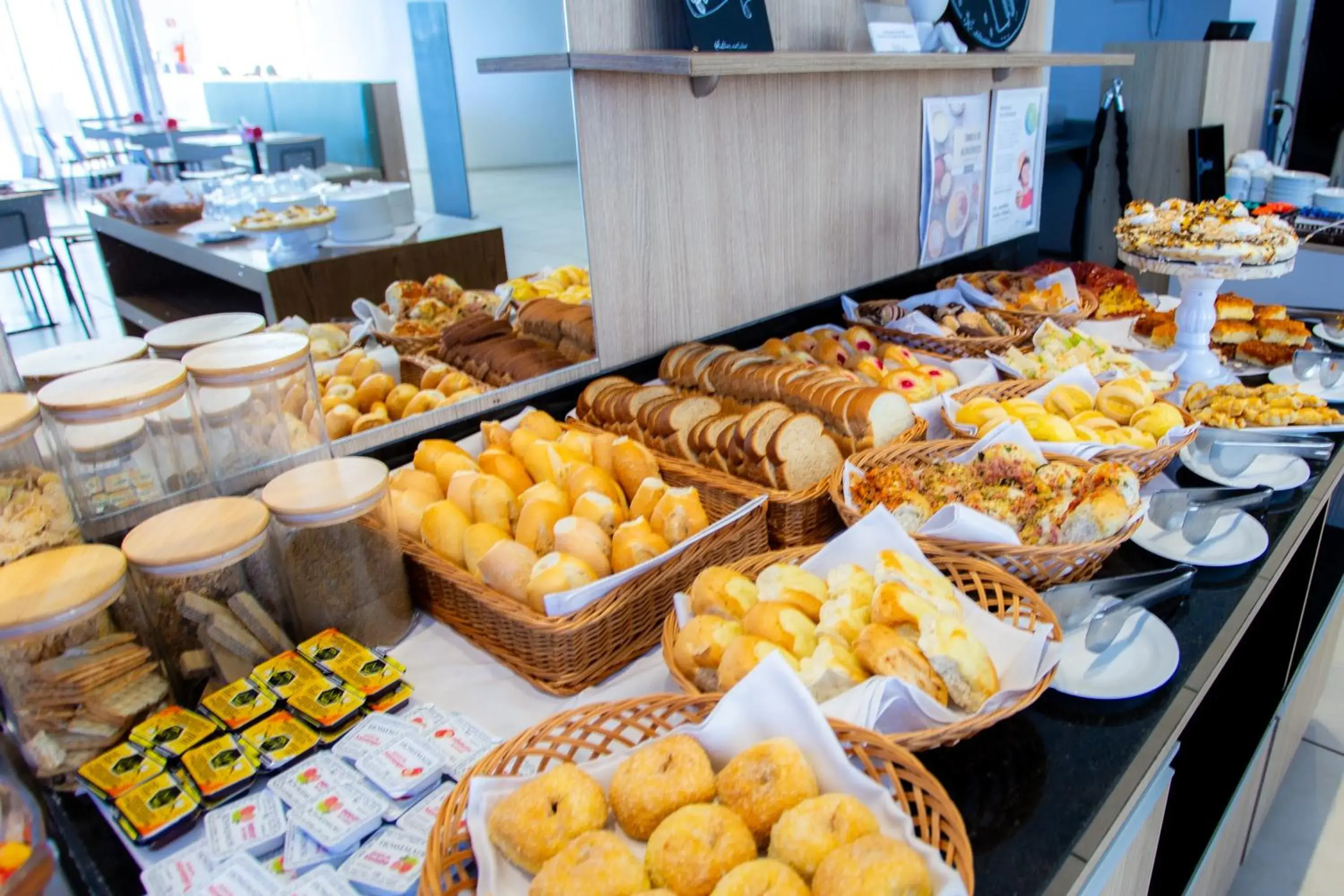 Breakfast in Tulip Inn Campos dos Goytacazes Breakfast in Tulip Inn Campos dos Goytacazes