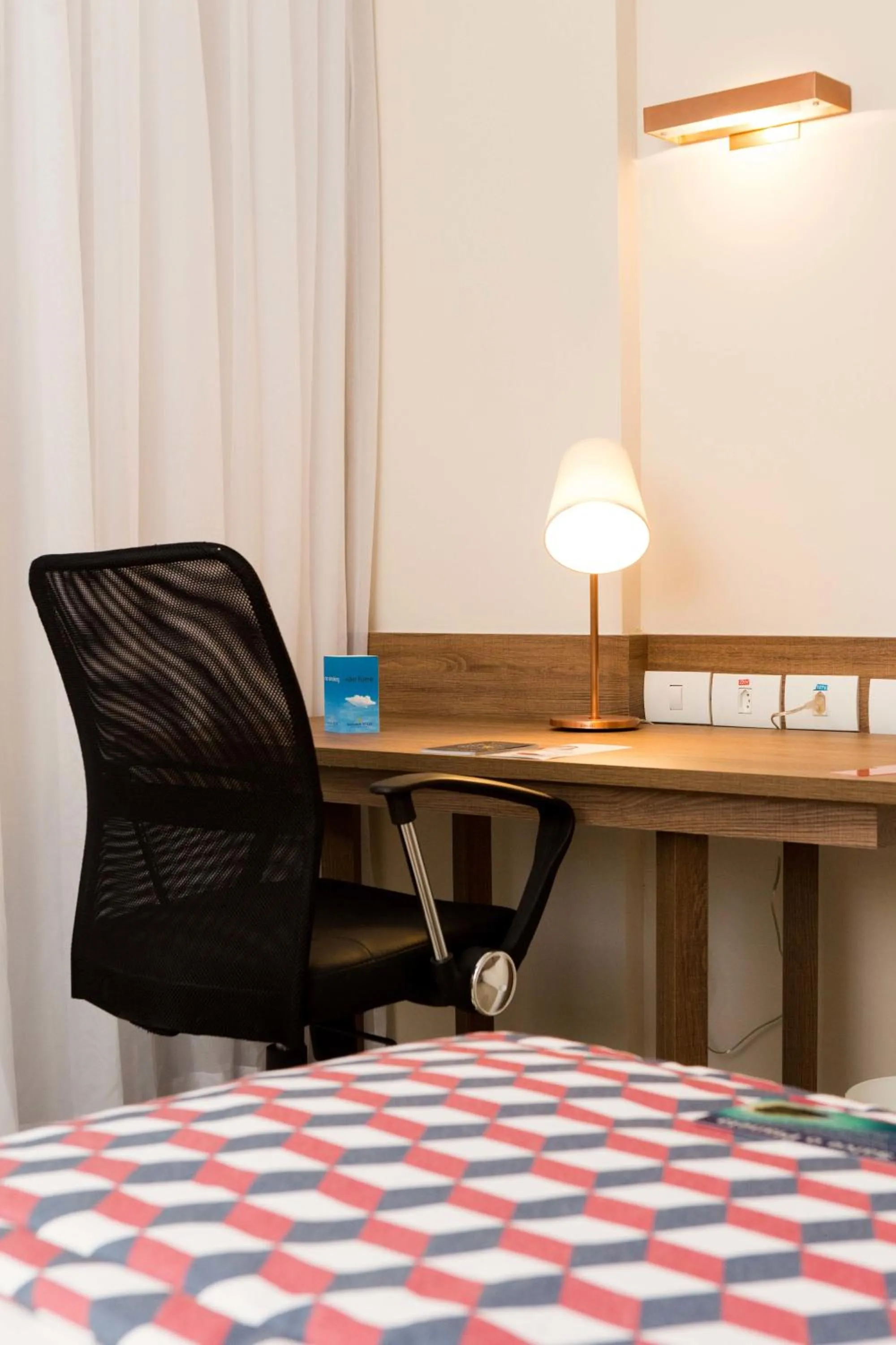 Photo of the whole room in Tulip Inn Campos dos Goytacazes