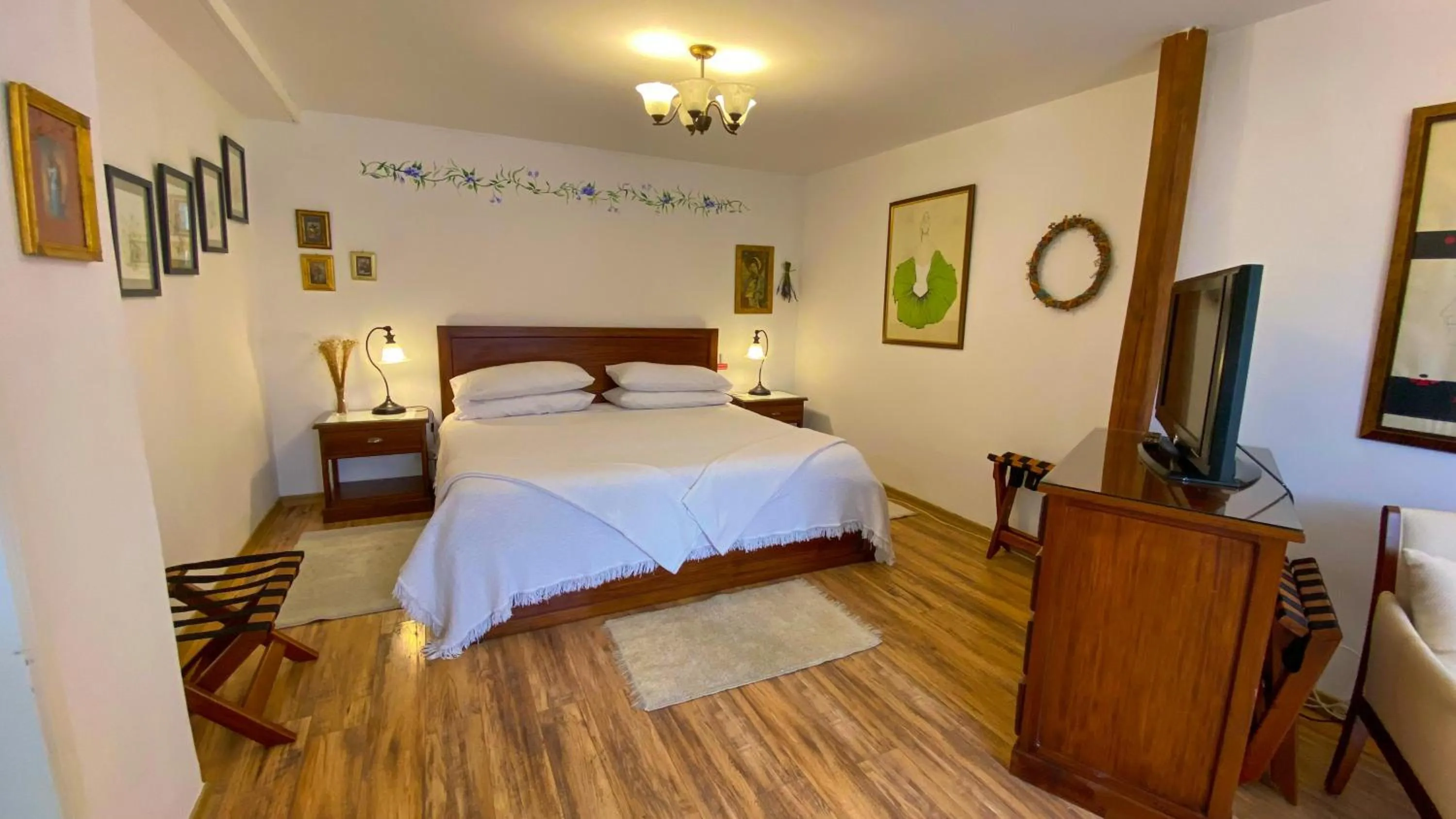 Bed in Sakti Hostal B&B