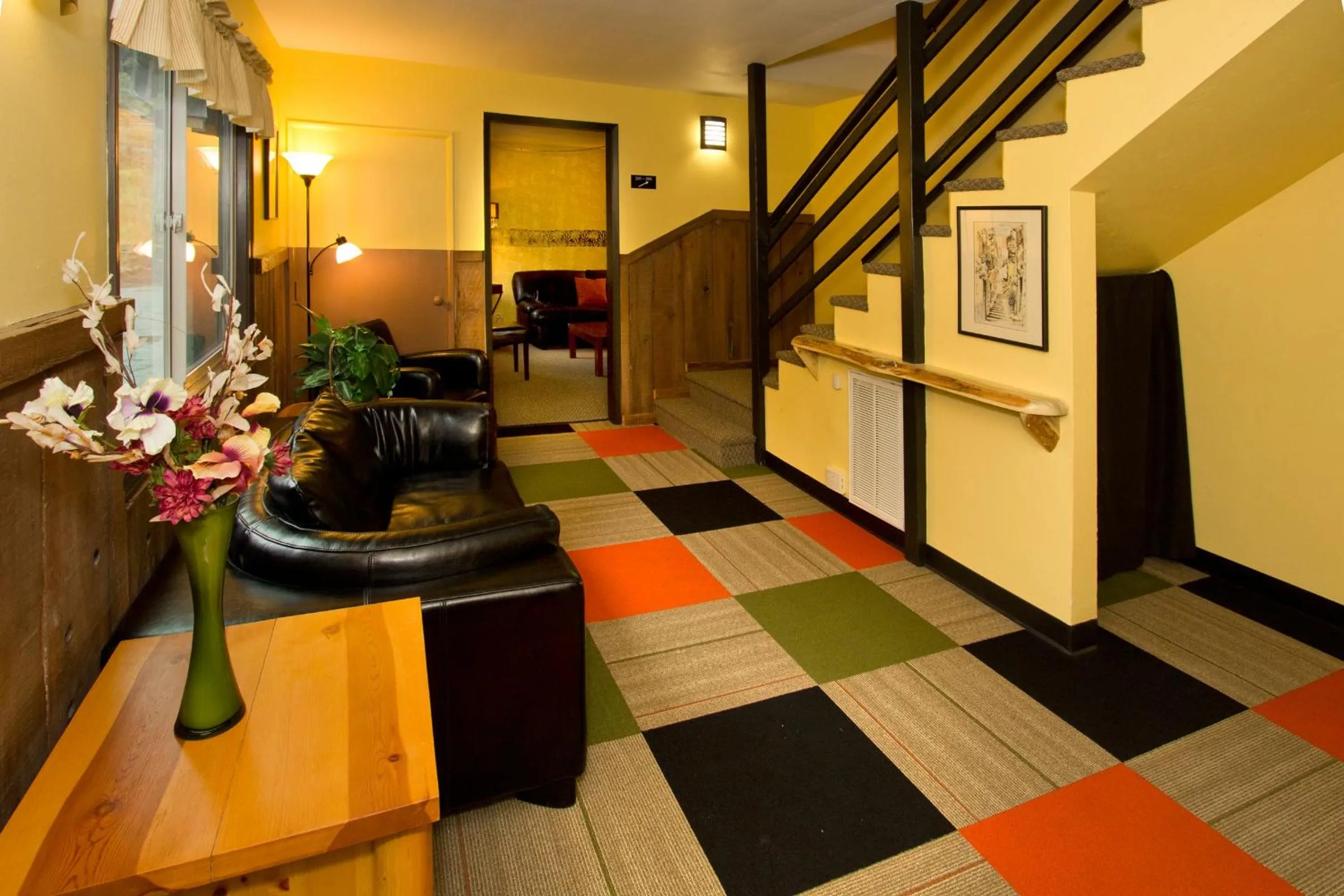 Communal lounge/ TV room in Moderne Hostel