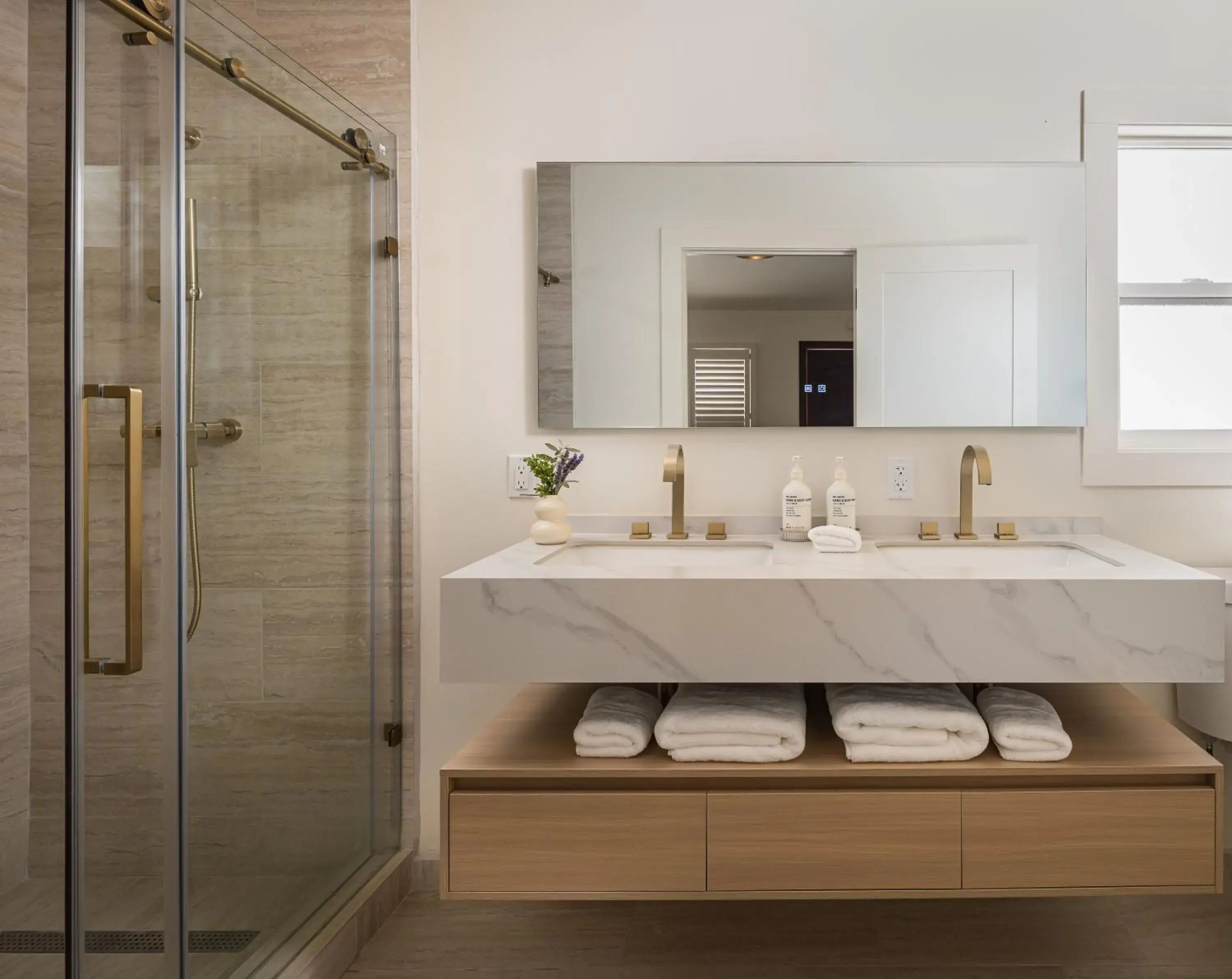 Standard King Room - single occupancy in Casia Inn Standard King Room - single occupancy in Casia Inn