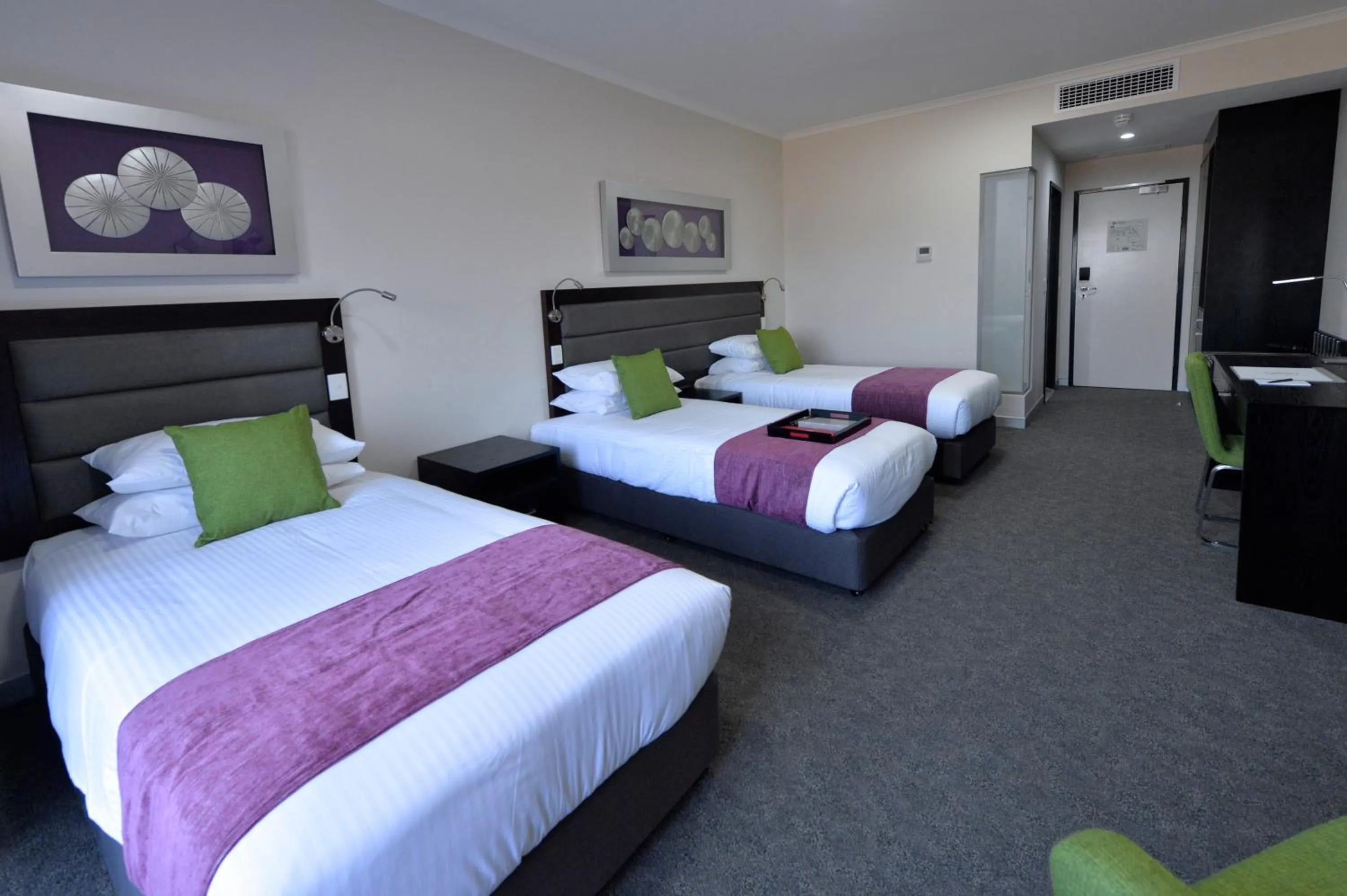 Bed in Rydges Palmerston - Darwin