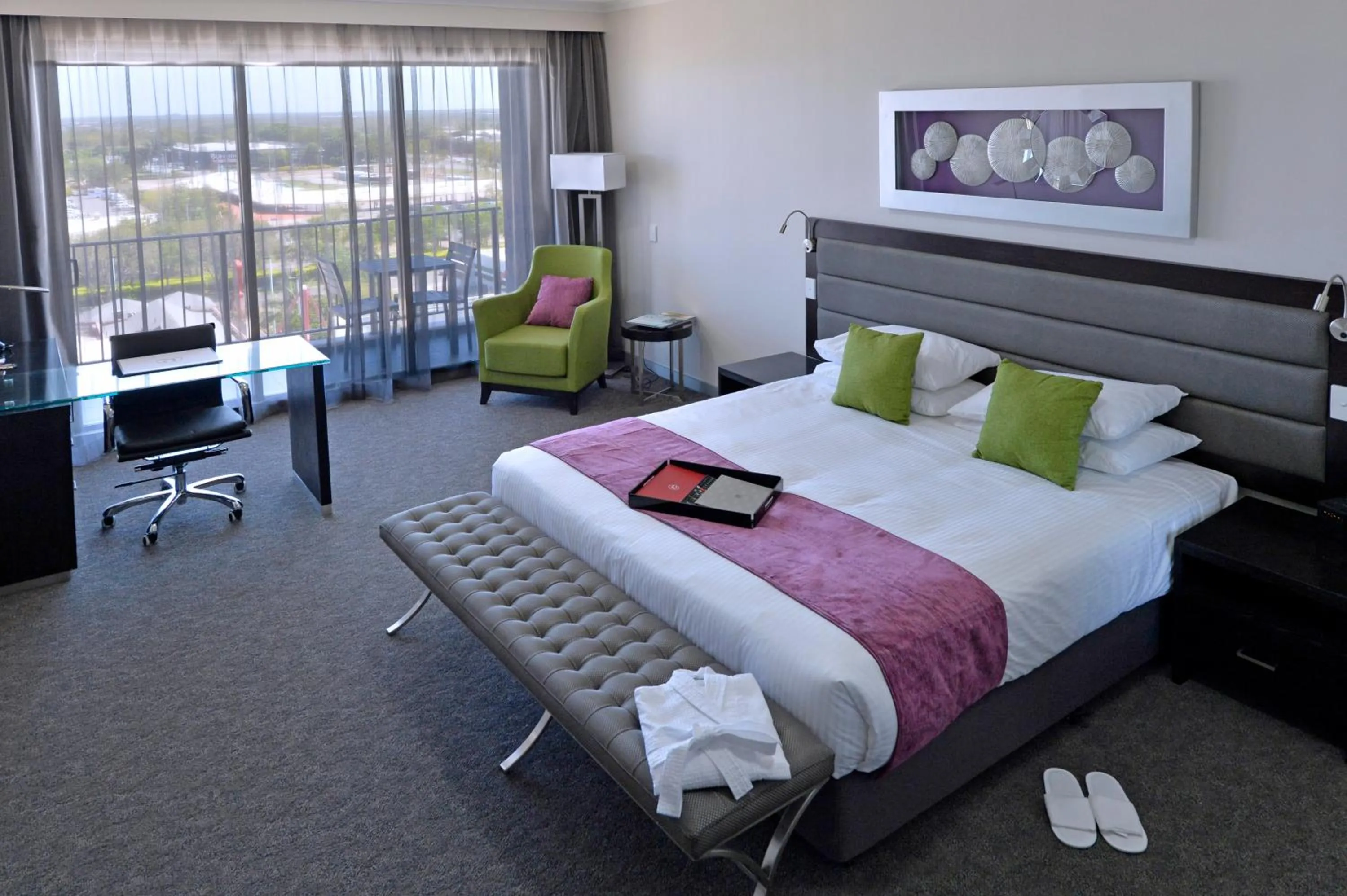 Bed in Rydges Palmerston - Darwin