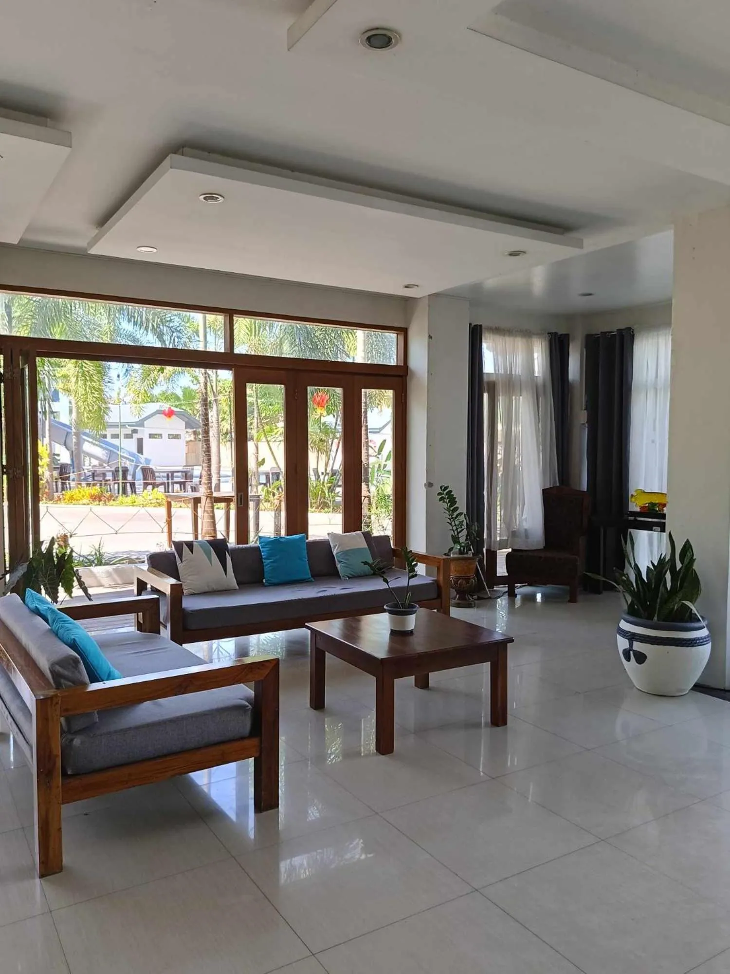 Seating area in Marand Family Resort