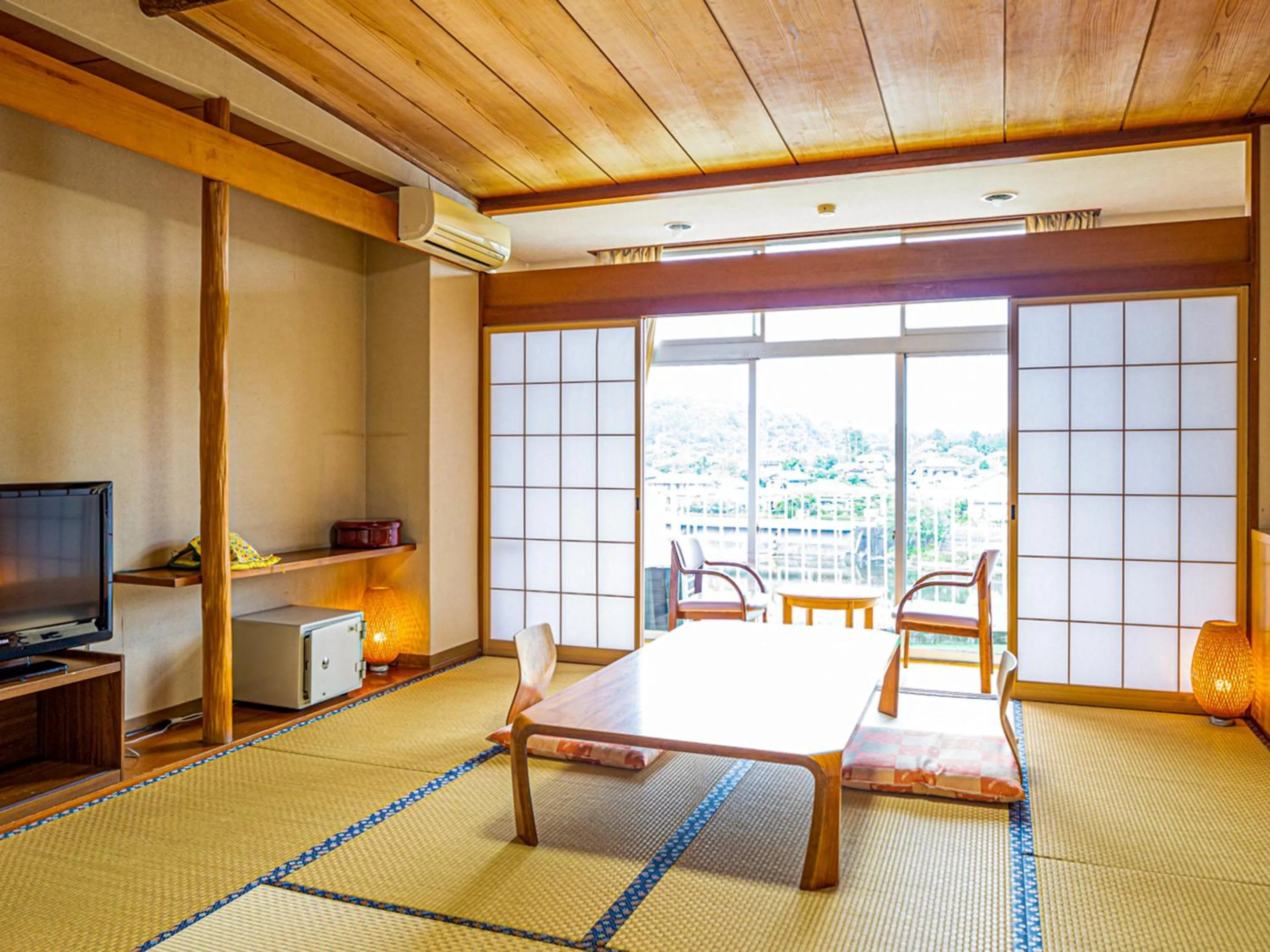 Photo of the whole room in Kameyama Onsen Hotel