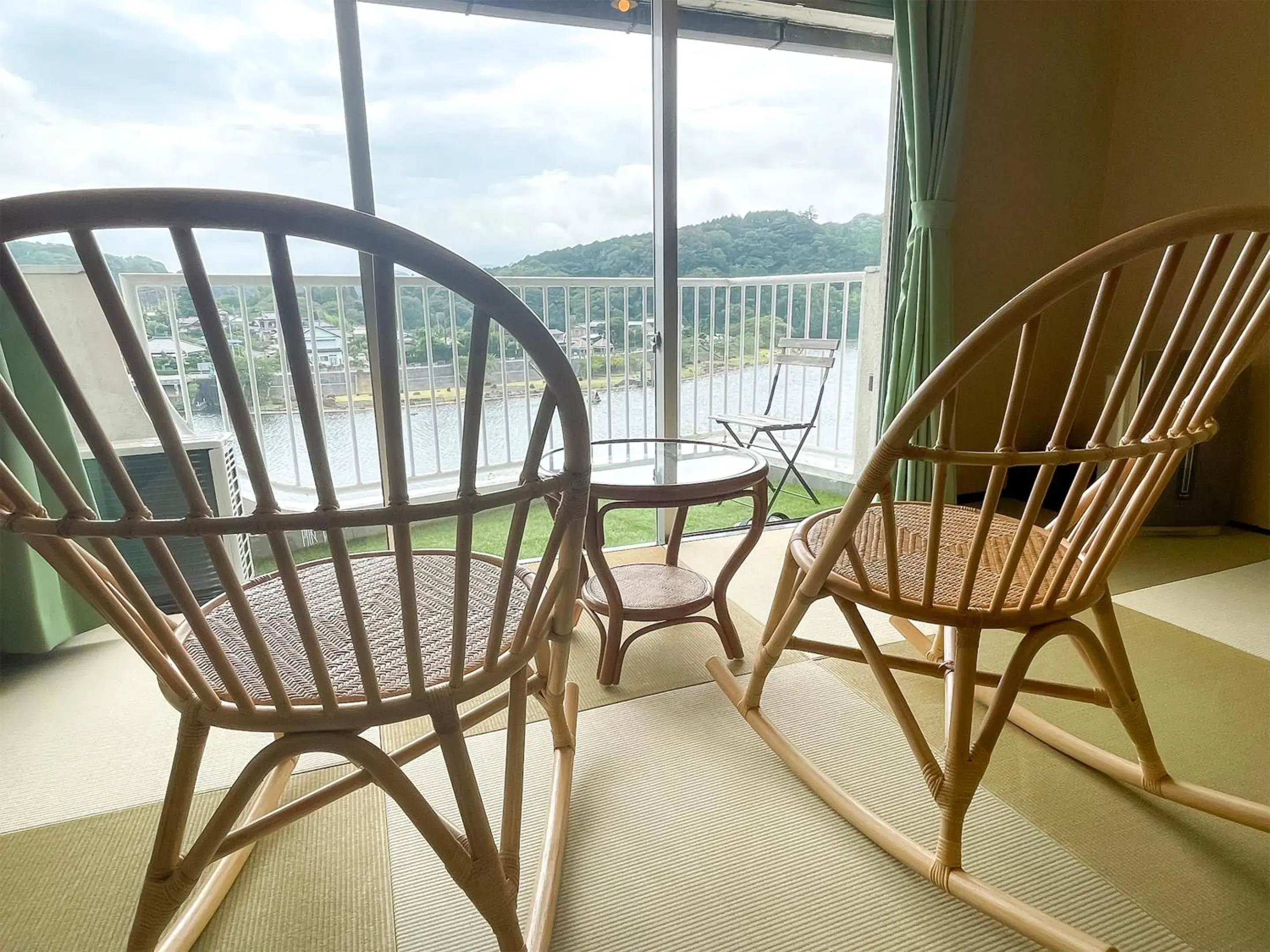 Lake view in Kameyama Onsen Hotel Lake view in Kameyama Onsen Hotel