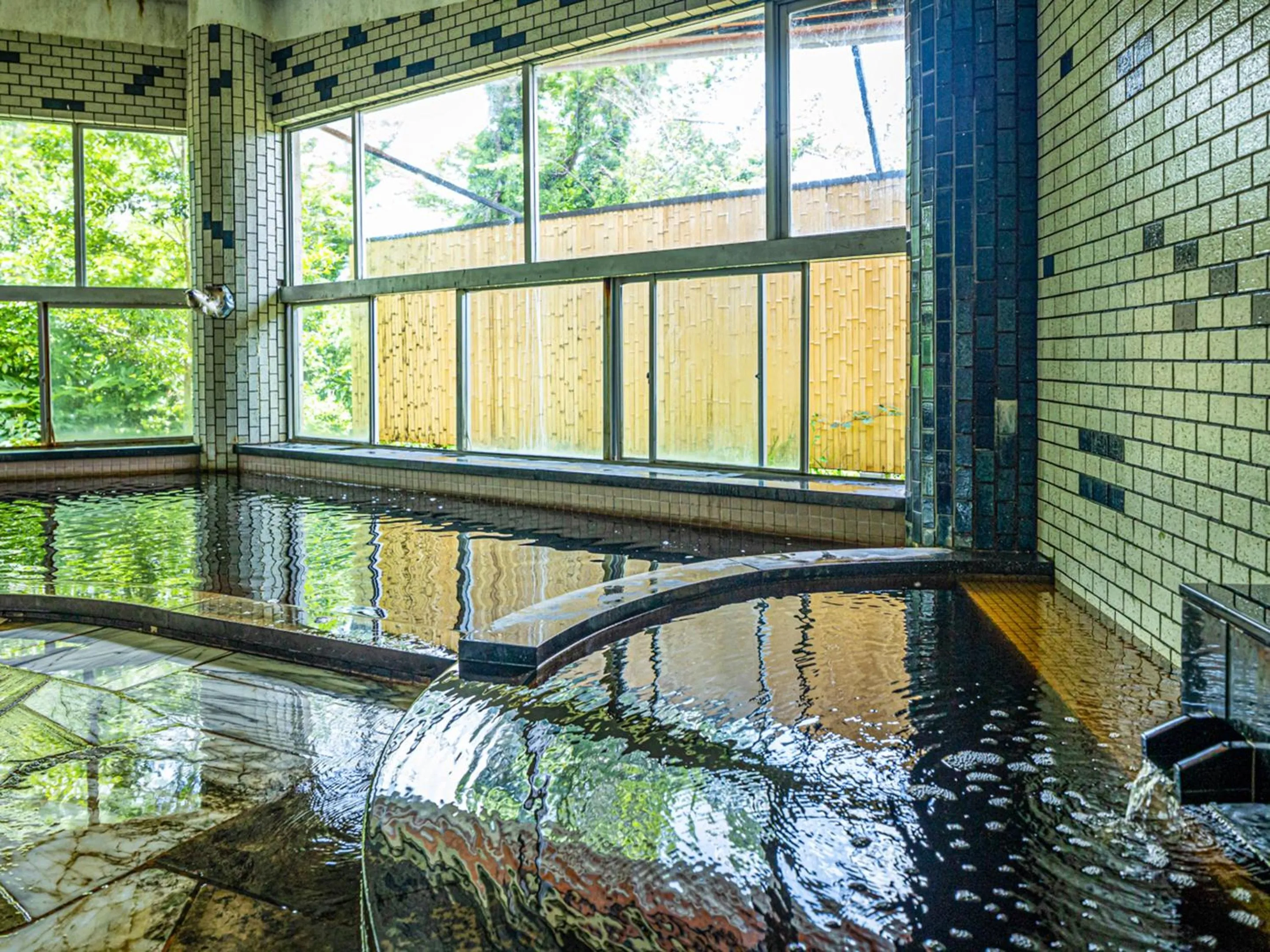 Hot Spring Bath in Kameyama Onsen Hotel