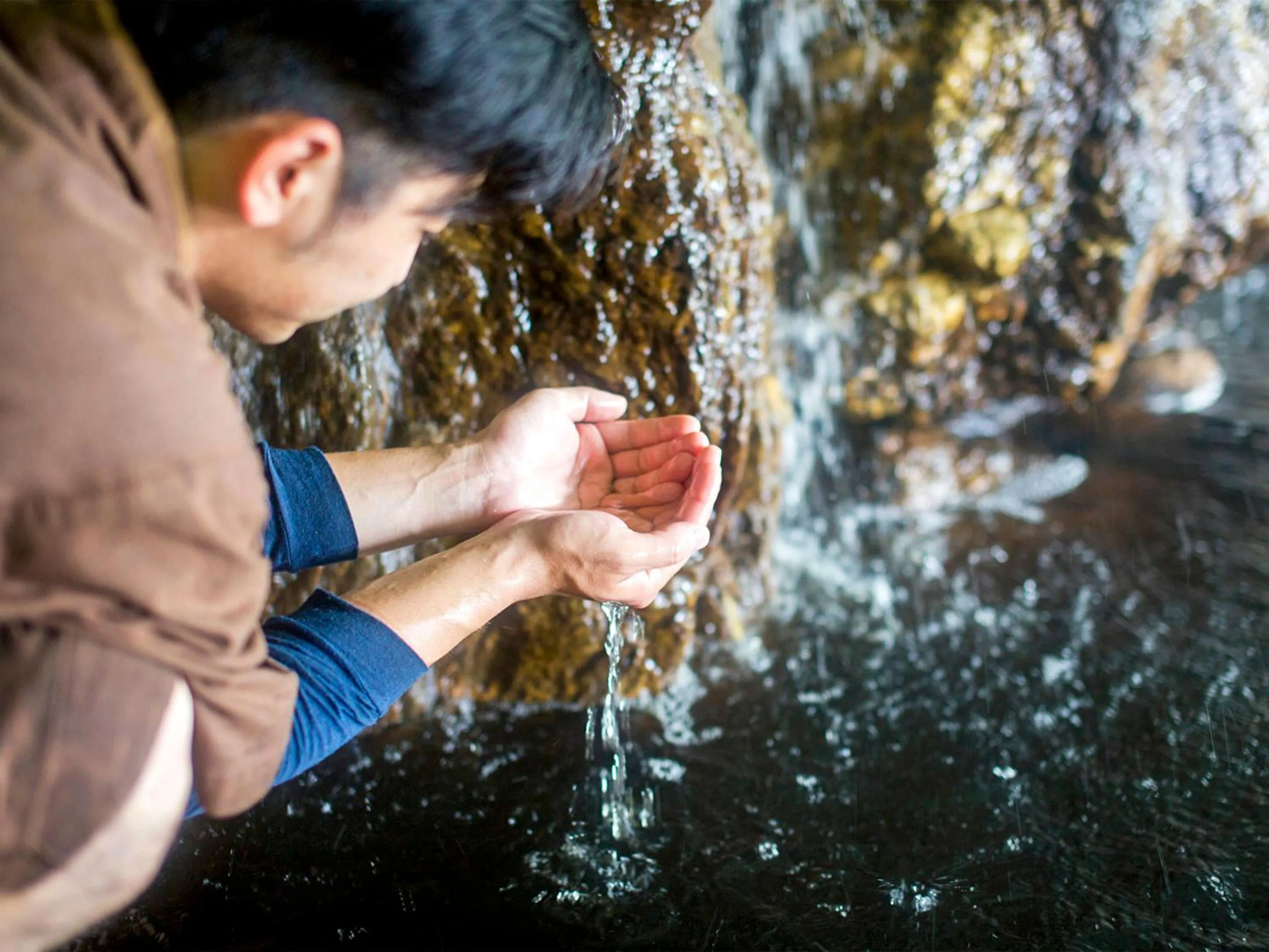 Hot Spring Bath in Kameyama Onsen Hotel