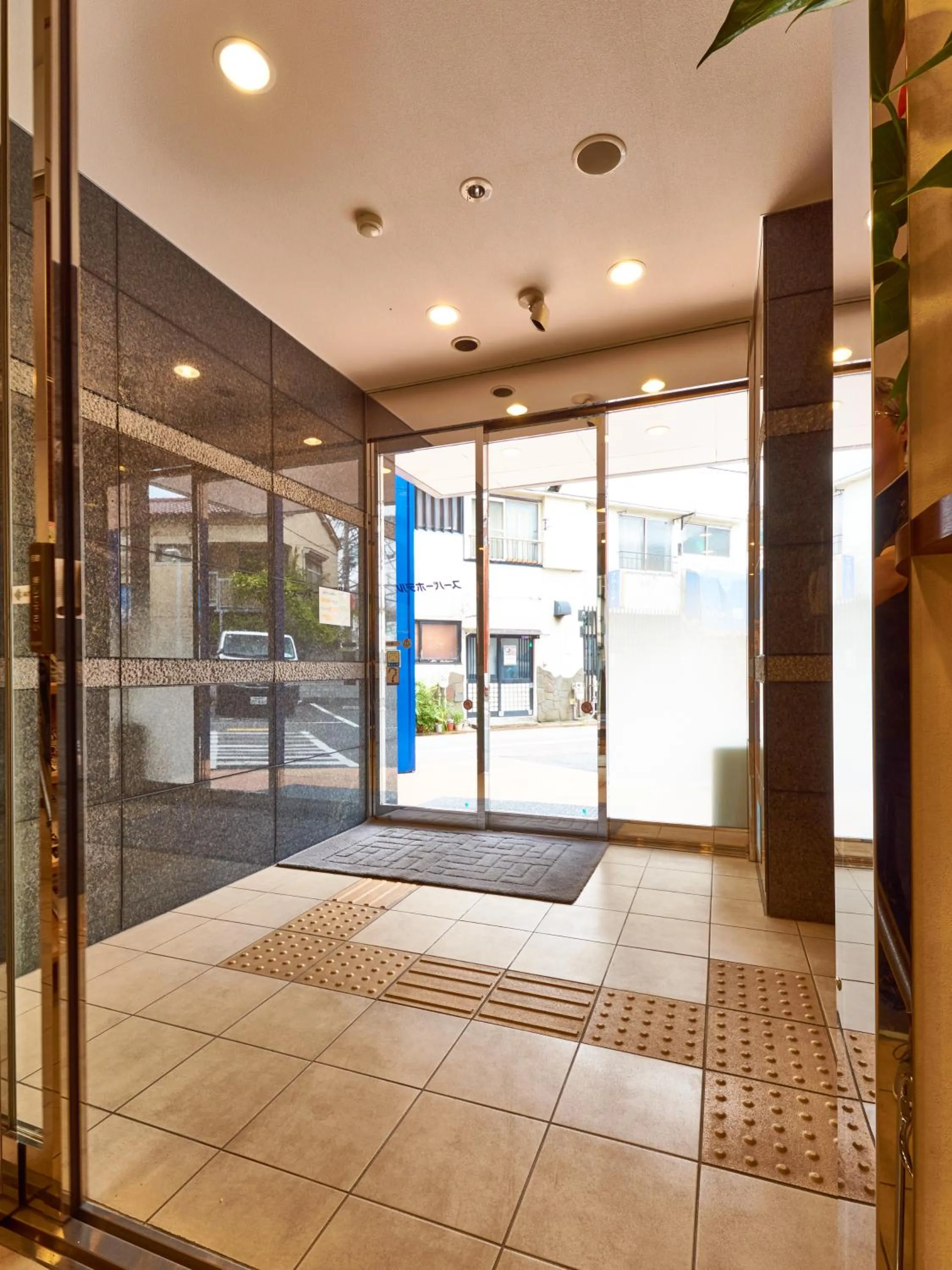 Facade/entrance in Super Hotel Tokyo JR Kamata Nishiguchi