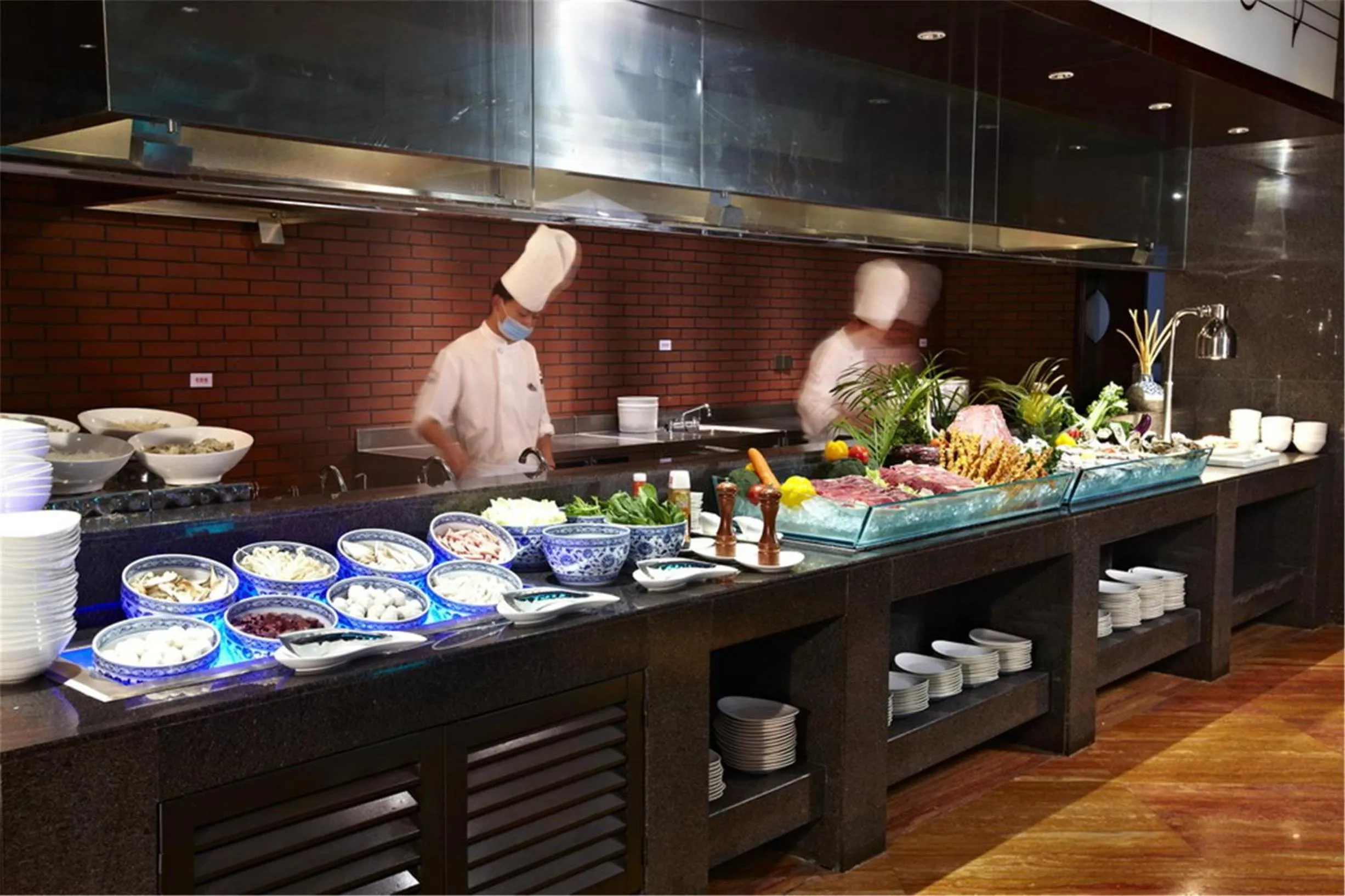 Restaurant/places to eat in City Hotel Xiamen-Free Welcome Fruits