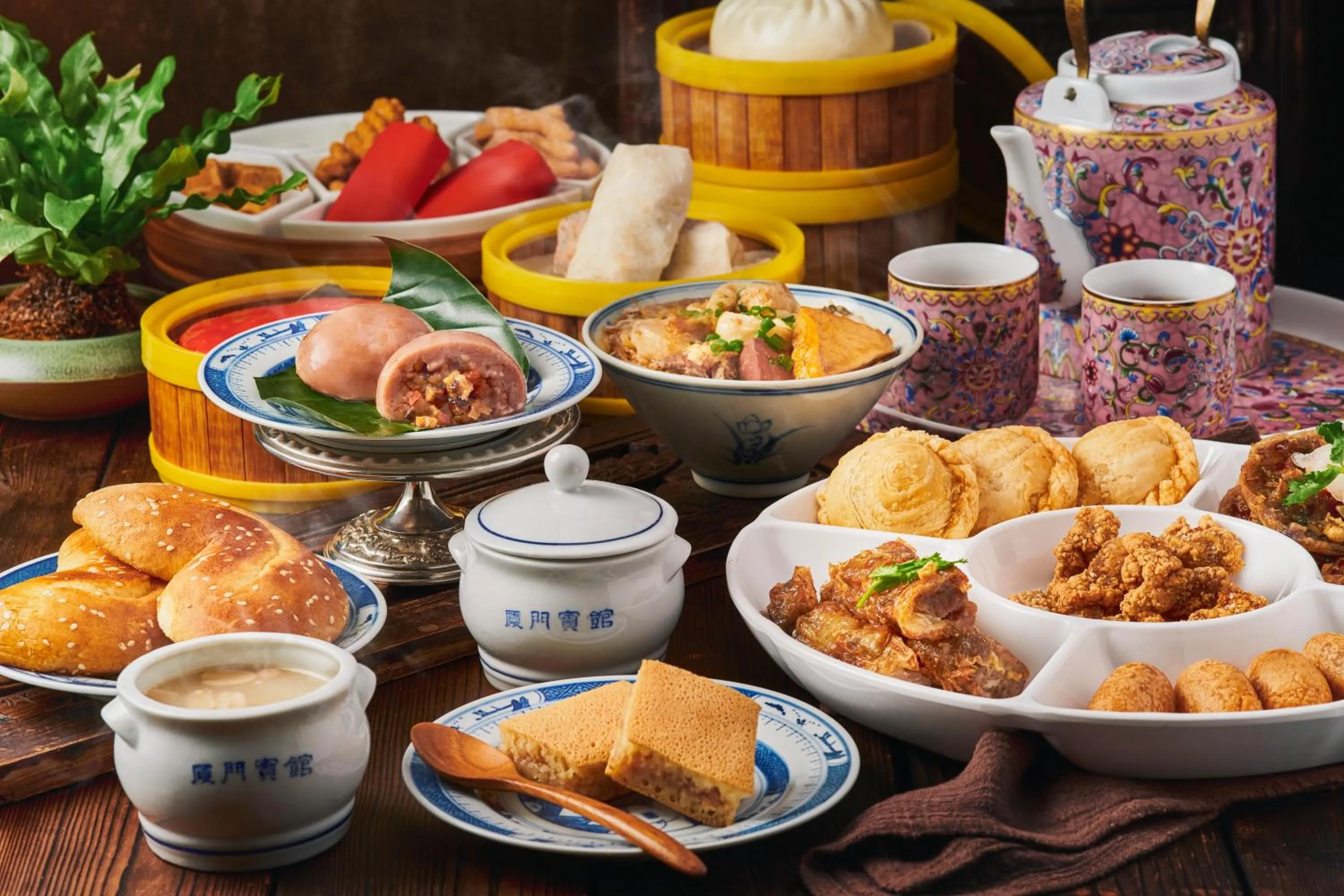 Restaurant/places to eat in City Hotel Xiamen-Free Welcome Fruits