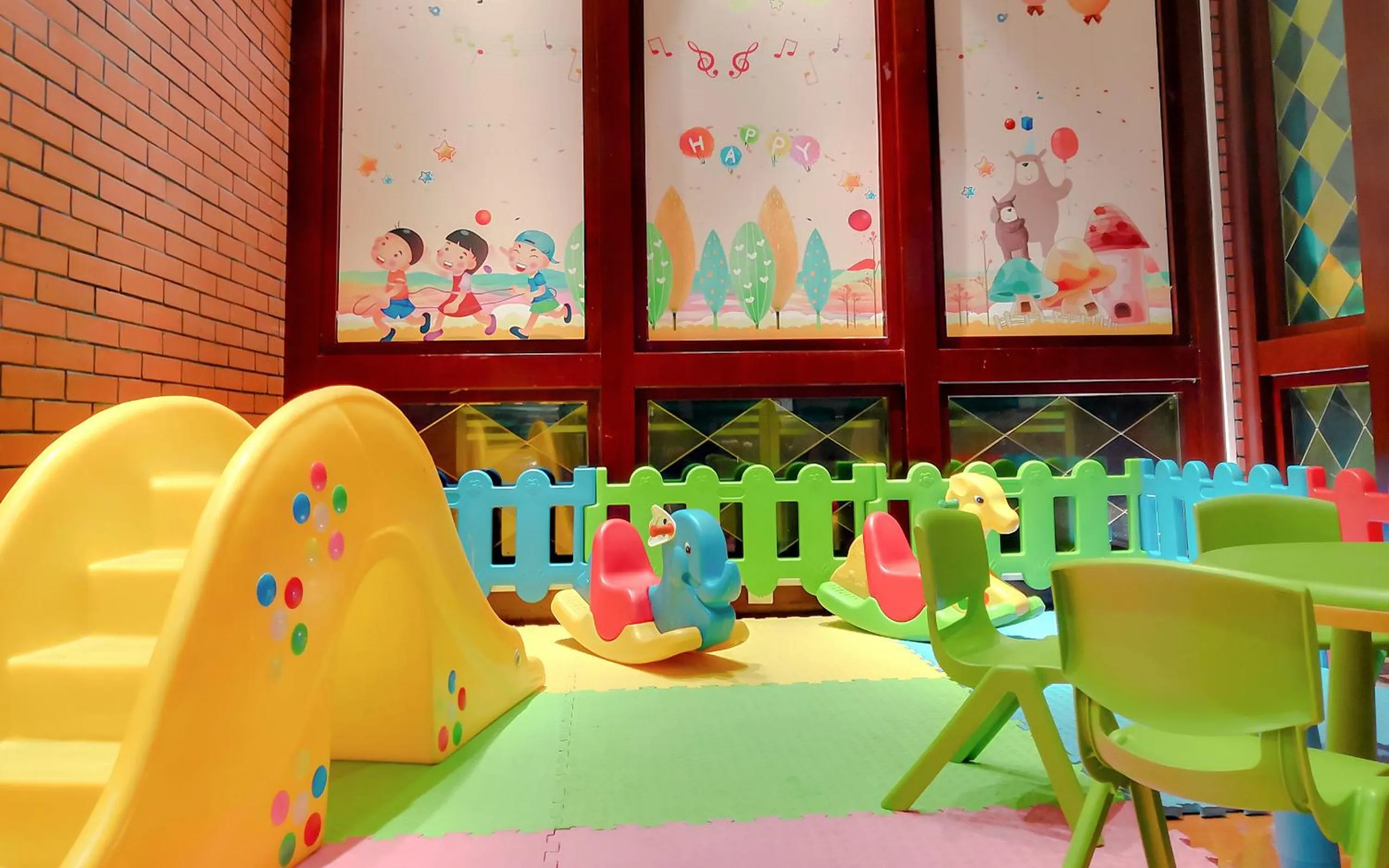 children in City Hotel Xiamen-Free Welcome Fruits