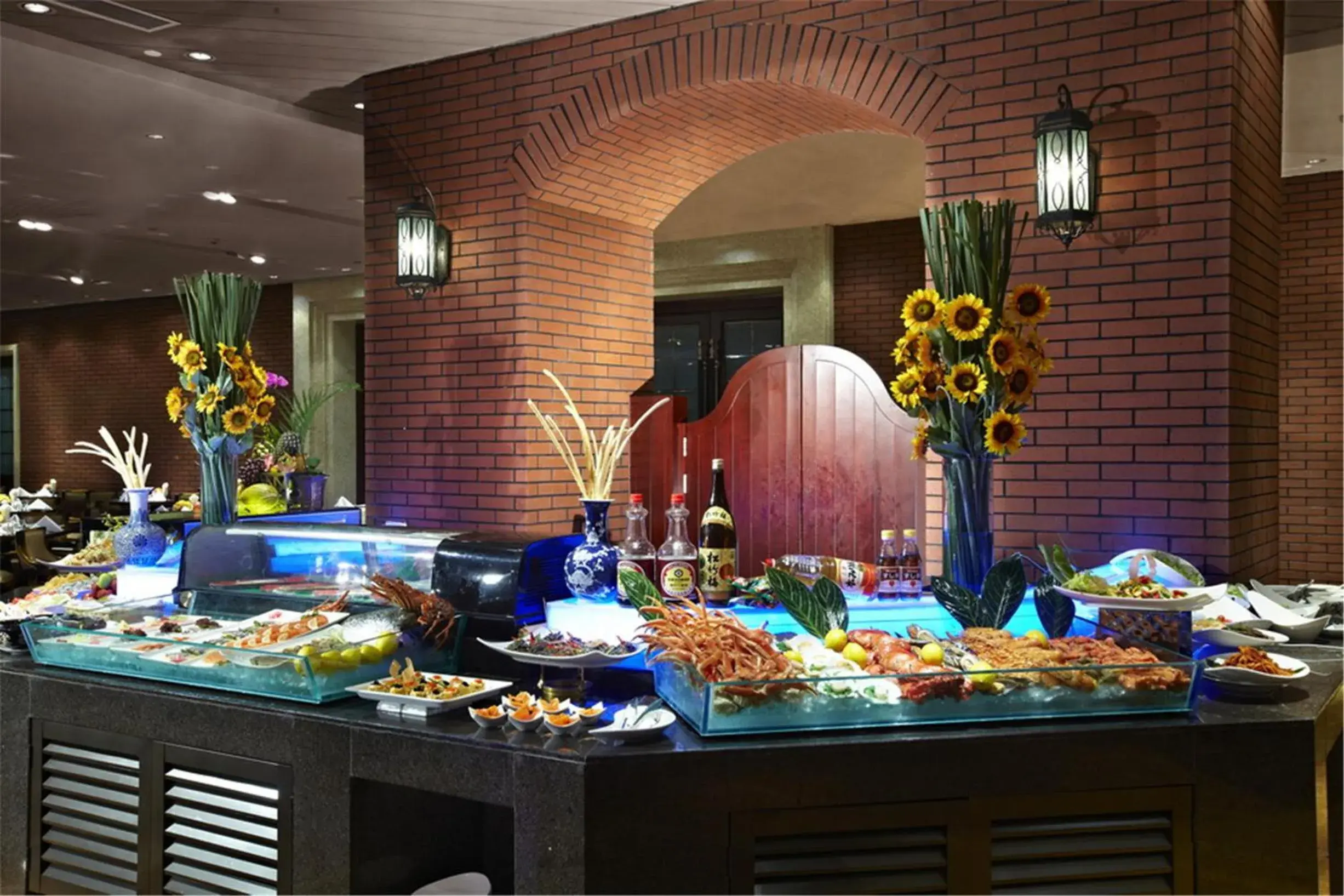 Restaurant/places to eat in City Hotel Xiamen-Free Welcome Fruits Restaurant/places to eat in City Hotel Xiamen-Free Welcome Fruits