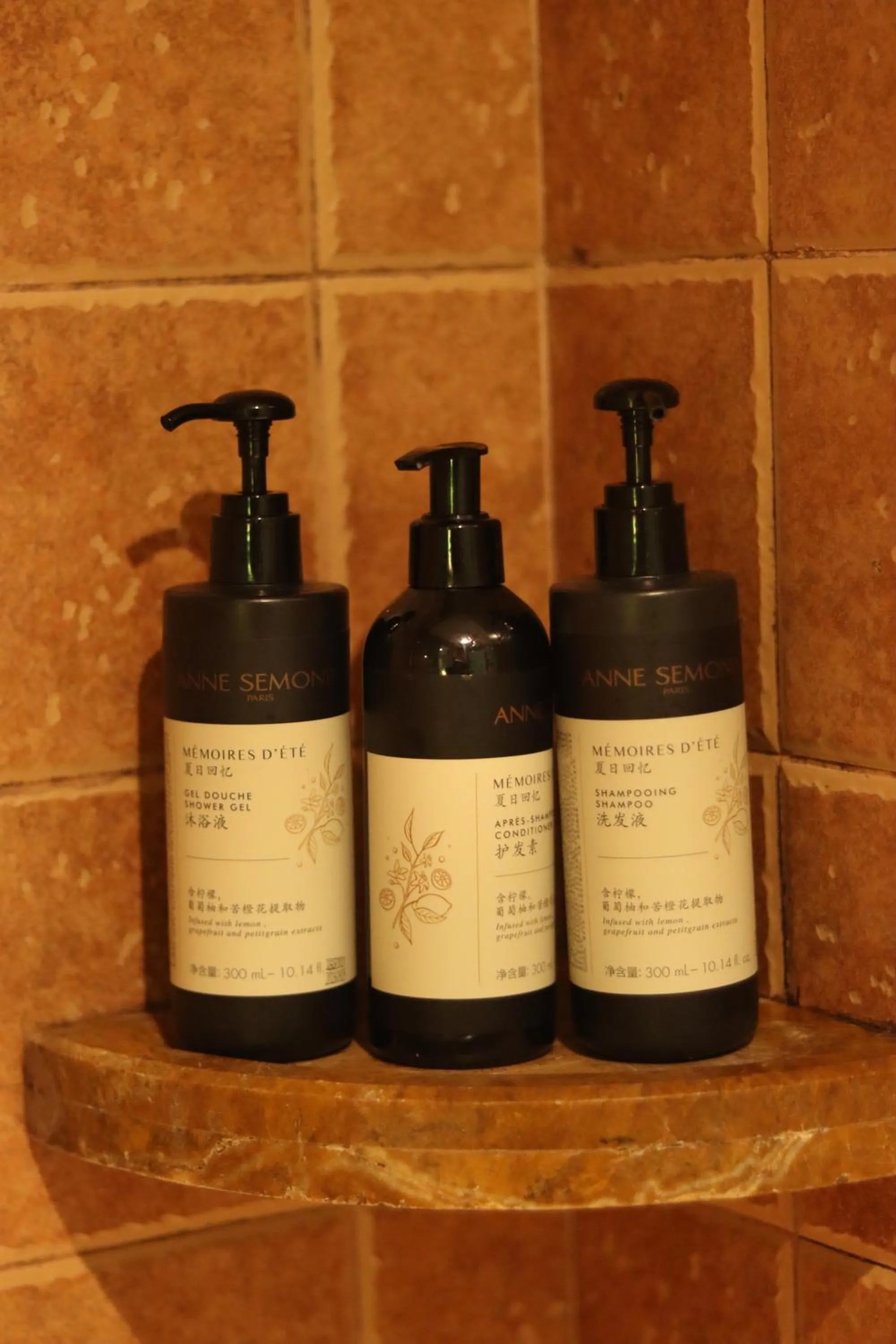 Property building in City Hotel Xiamen-Free Welcome Fruits