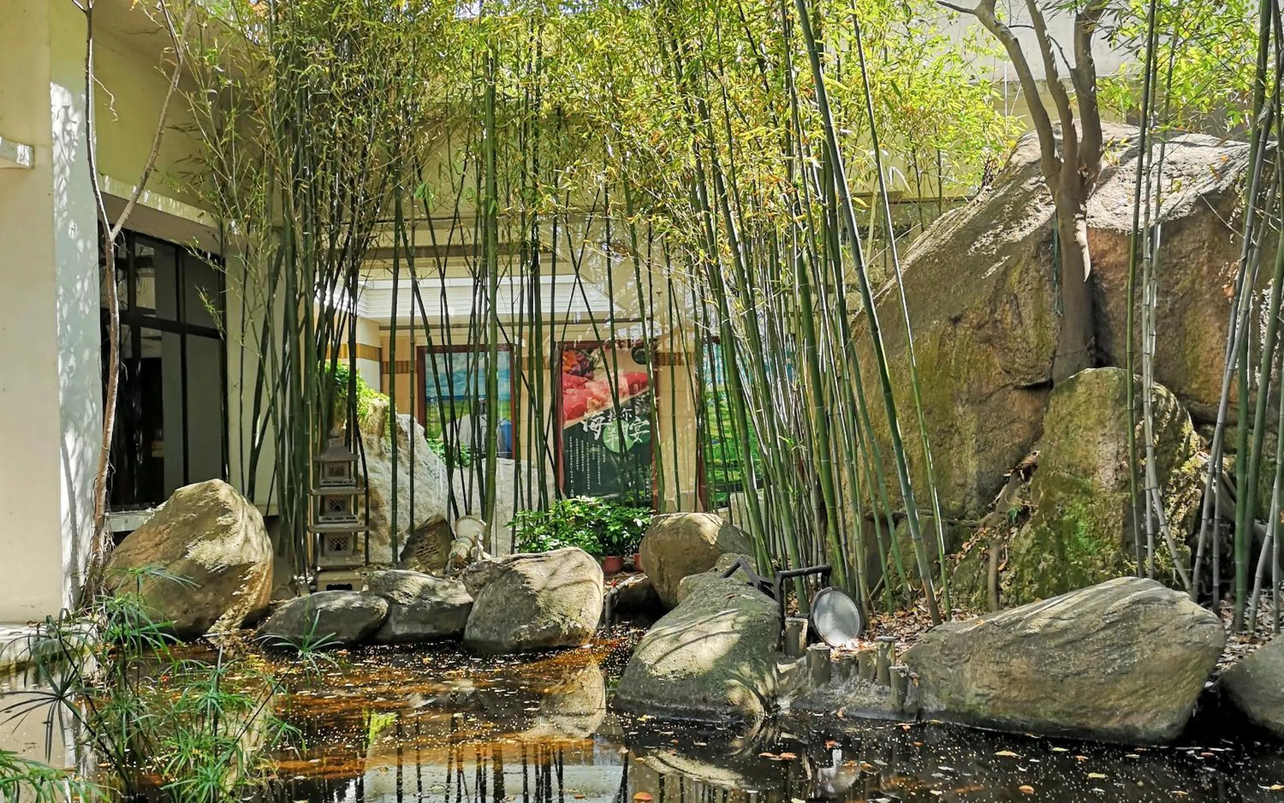 Property building in City Hotel Xiamen-Free Welcome Fruits