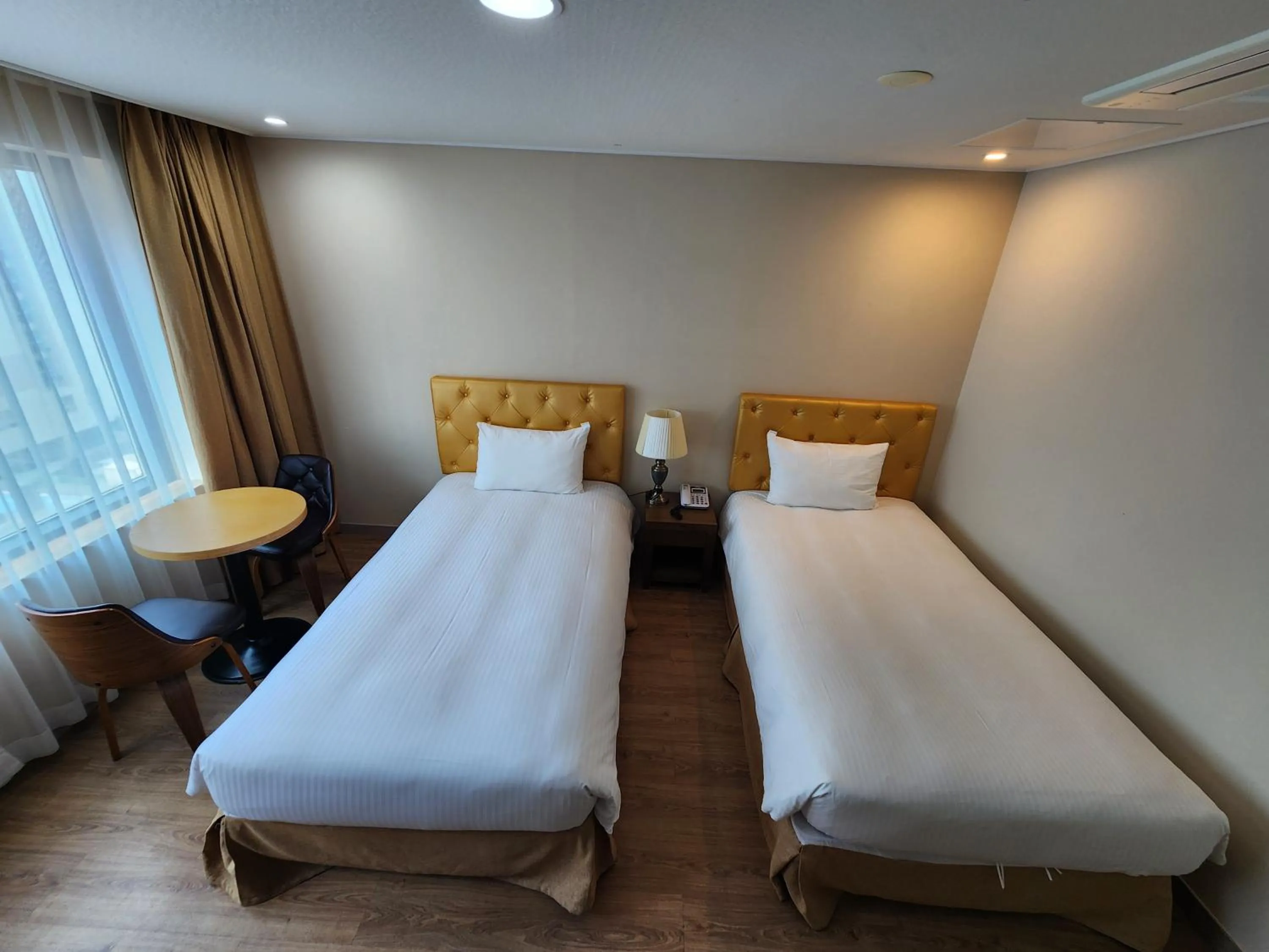 Bedroom, Bed in Hotel Haema