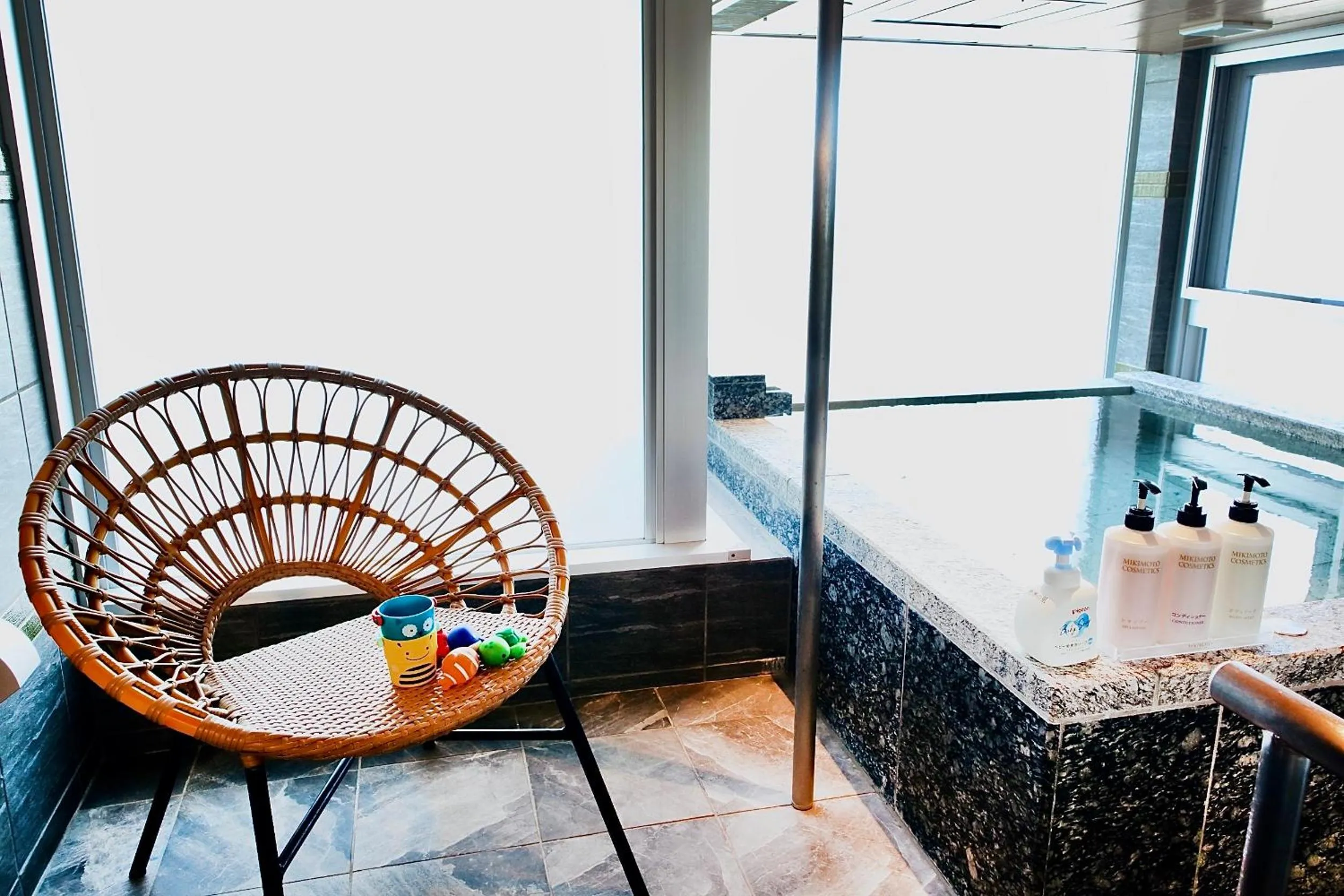 Hot Spring Bath in Sun Urashima Yuki no Sato