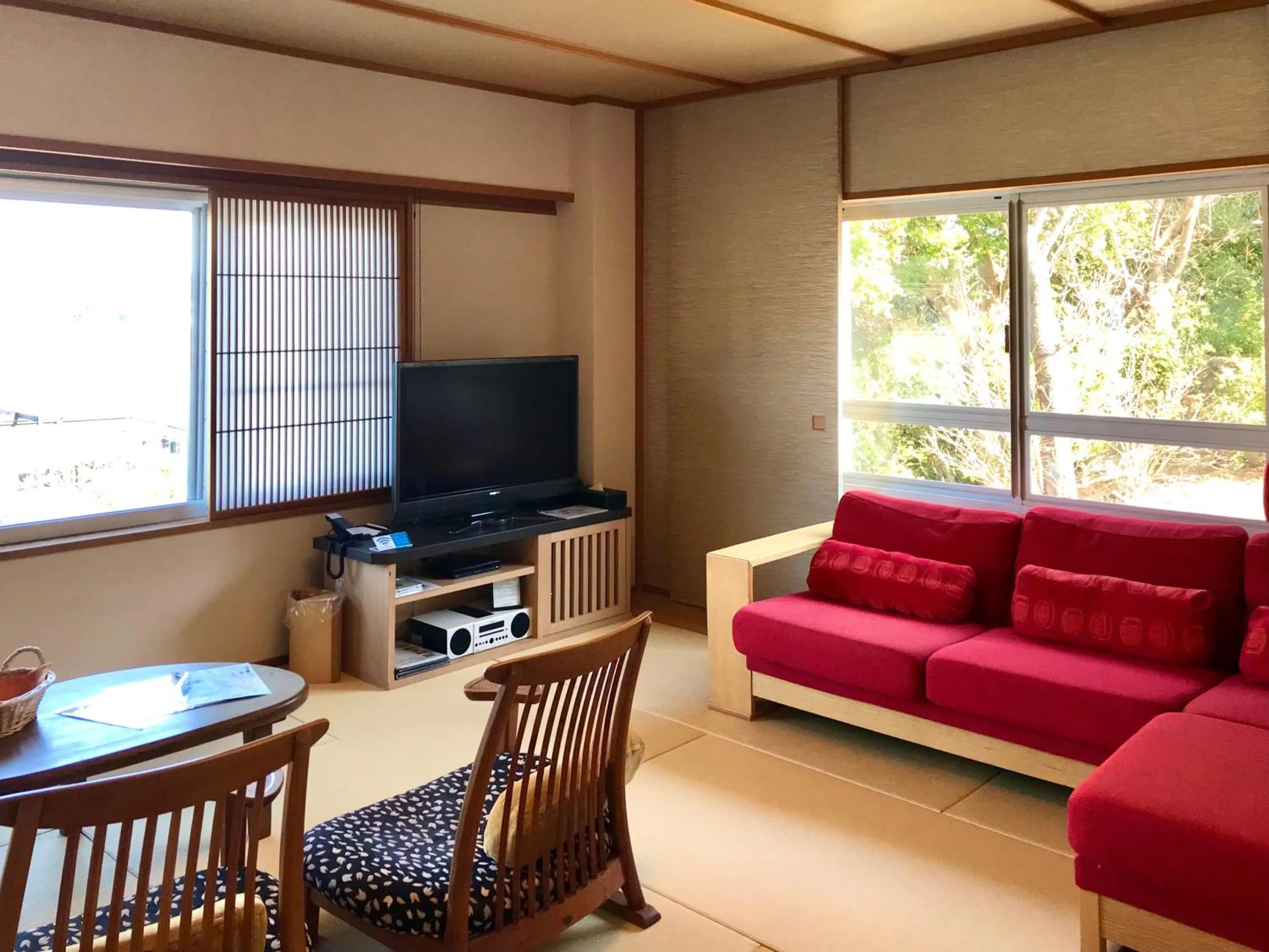 Living room in Sun Urashima Yuki no Sato