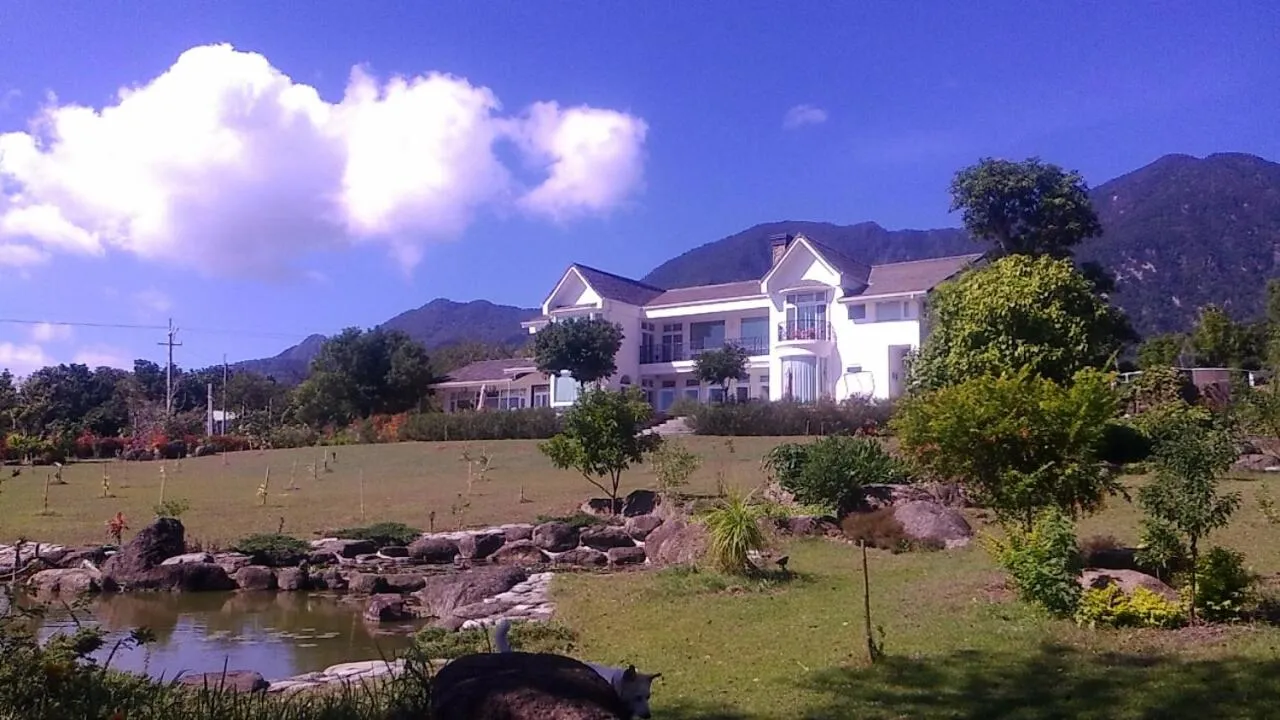 Property building in Dear Garden