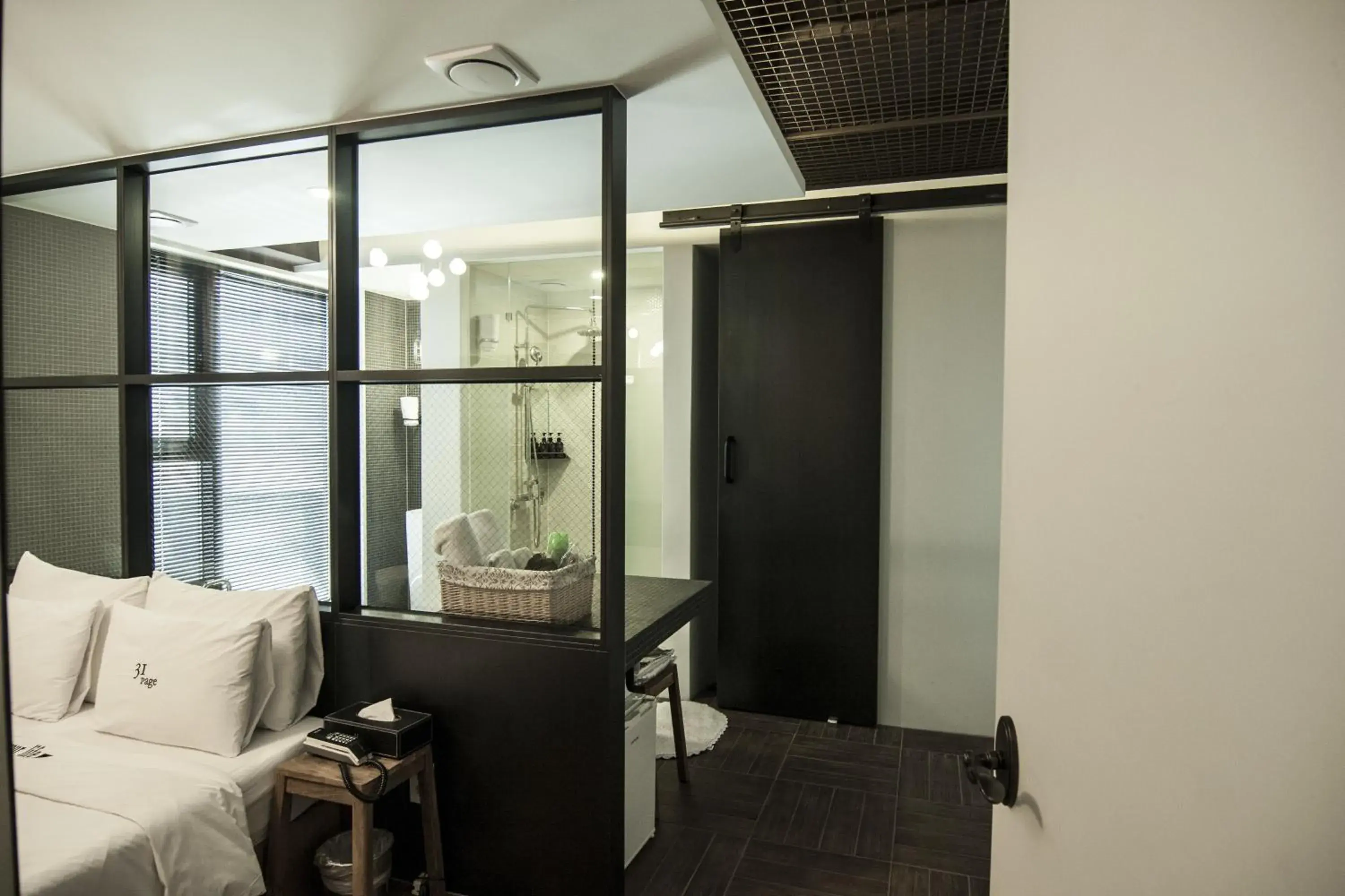 Bathroom in 31page Bathroom in 31page