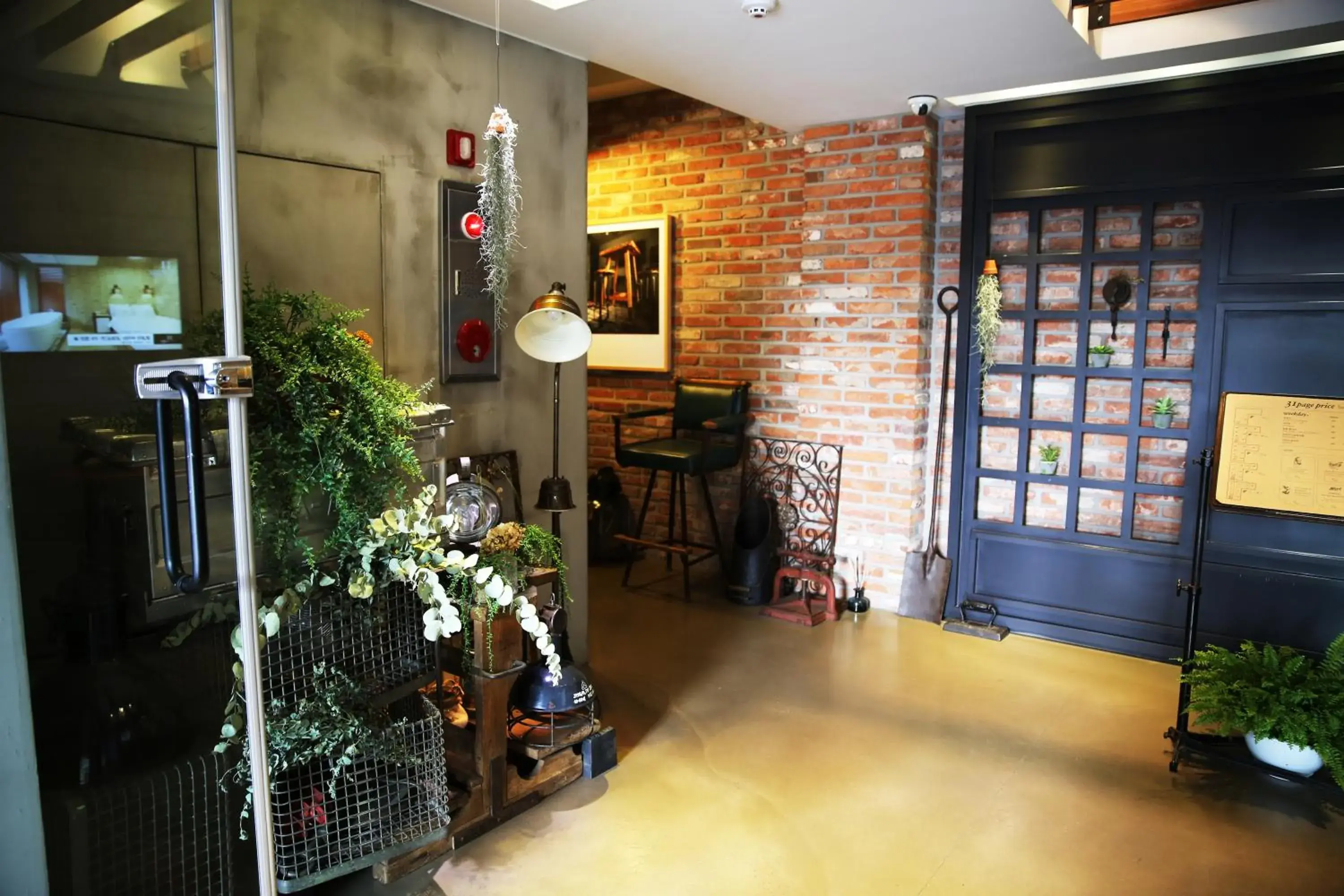 Lobby or reception in 31page Lobby or reception in 31page